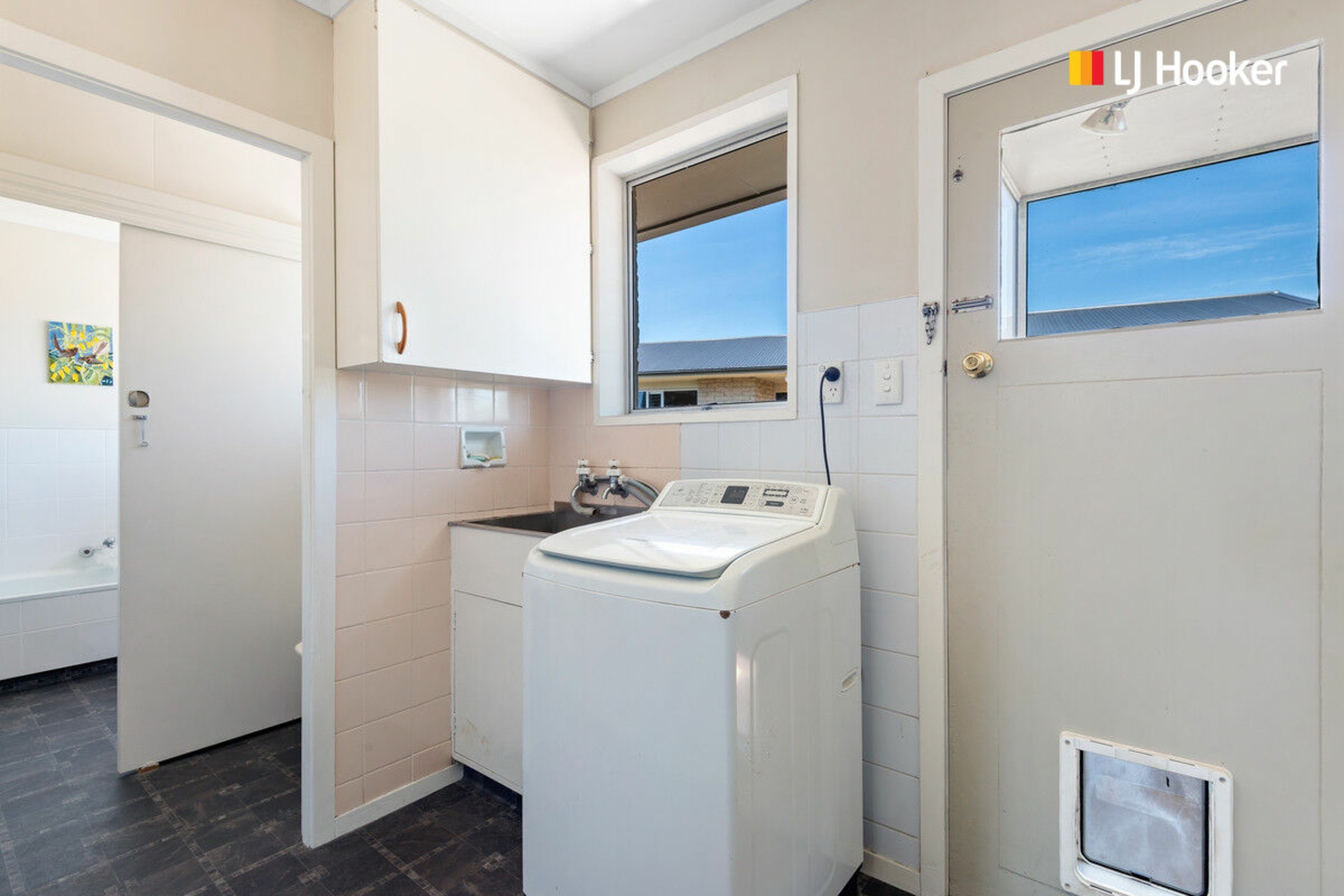 10 Walton Park Avenue, FAIRFIELD