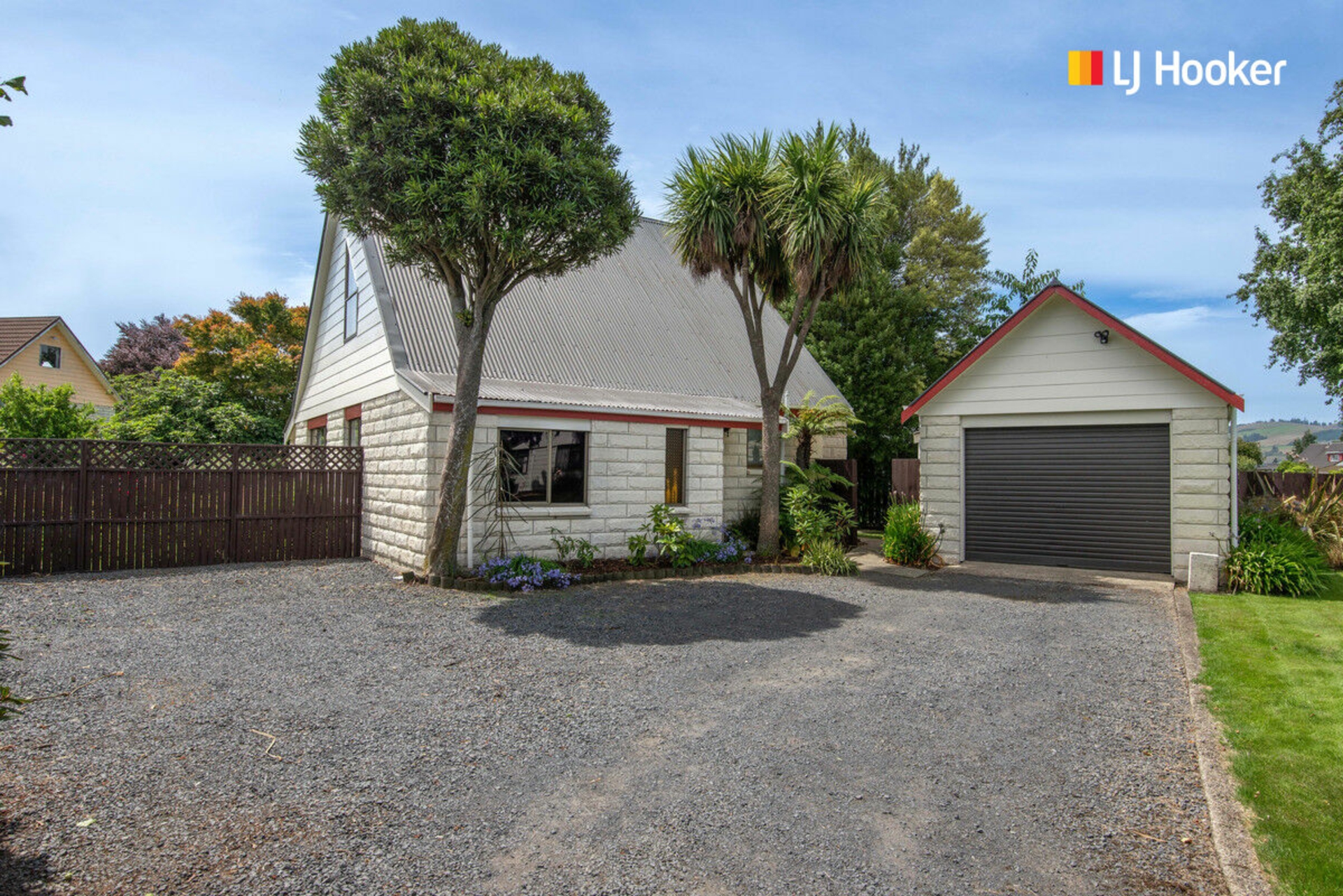 11 Cedar Crescent, MOSGIEL