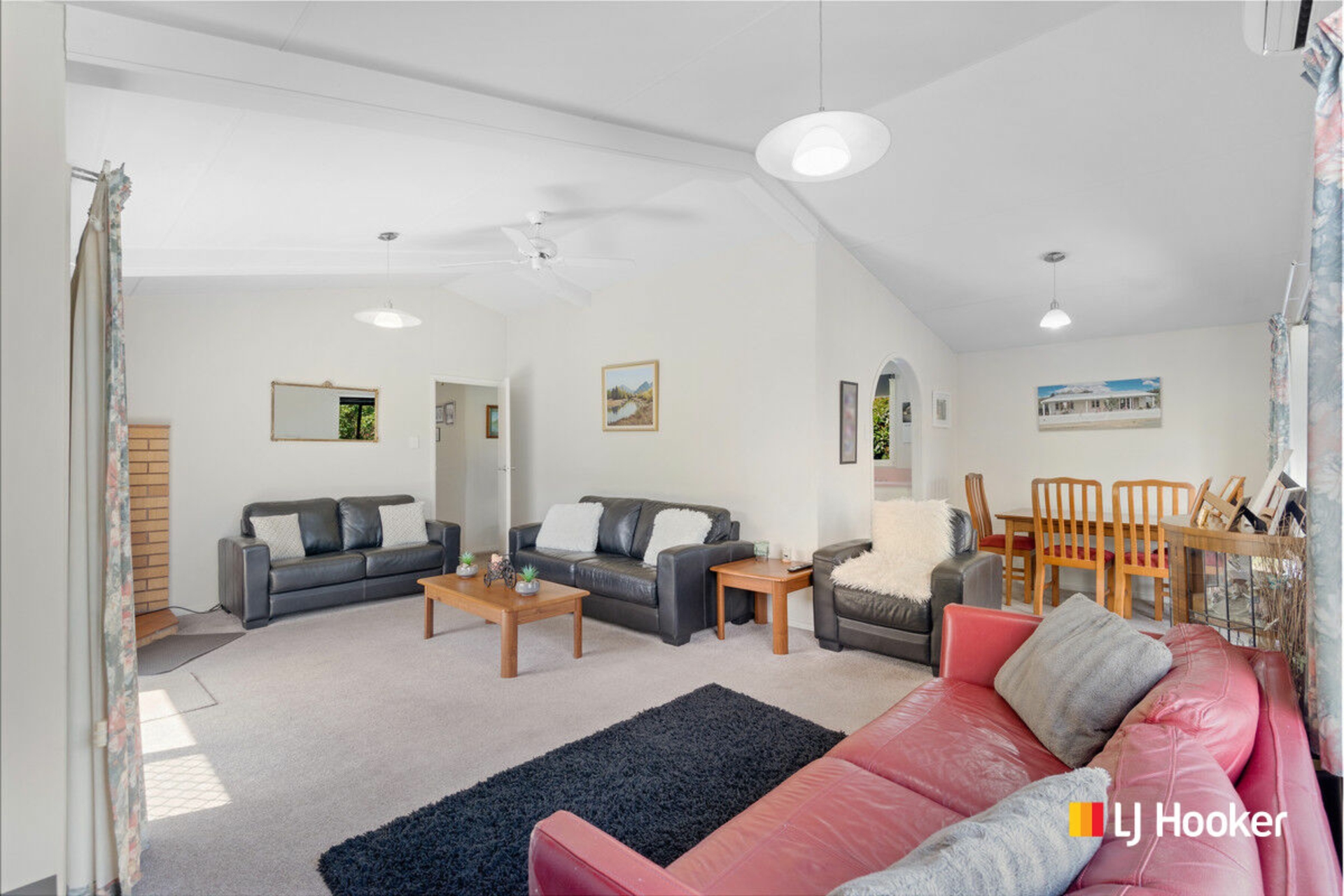 29 Estuary Crescent, FAIRFIELD