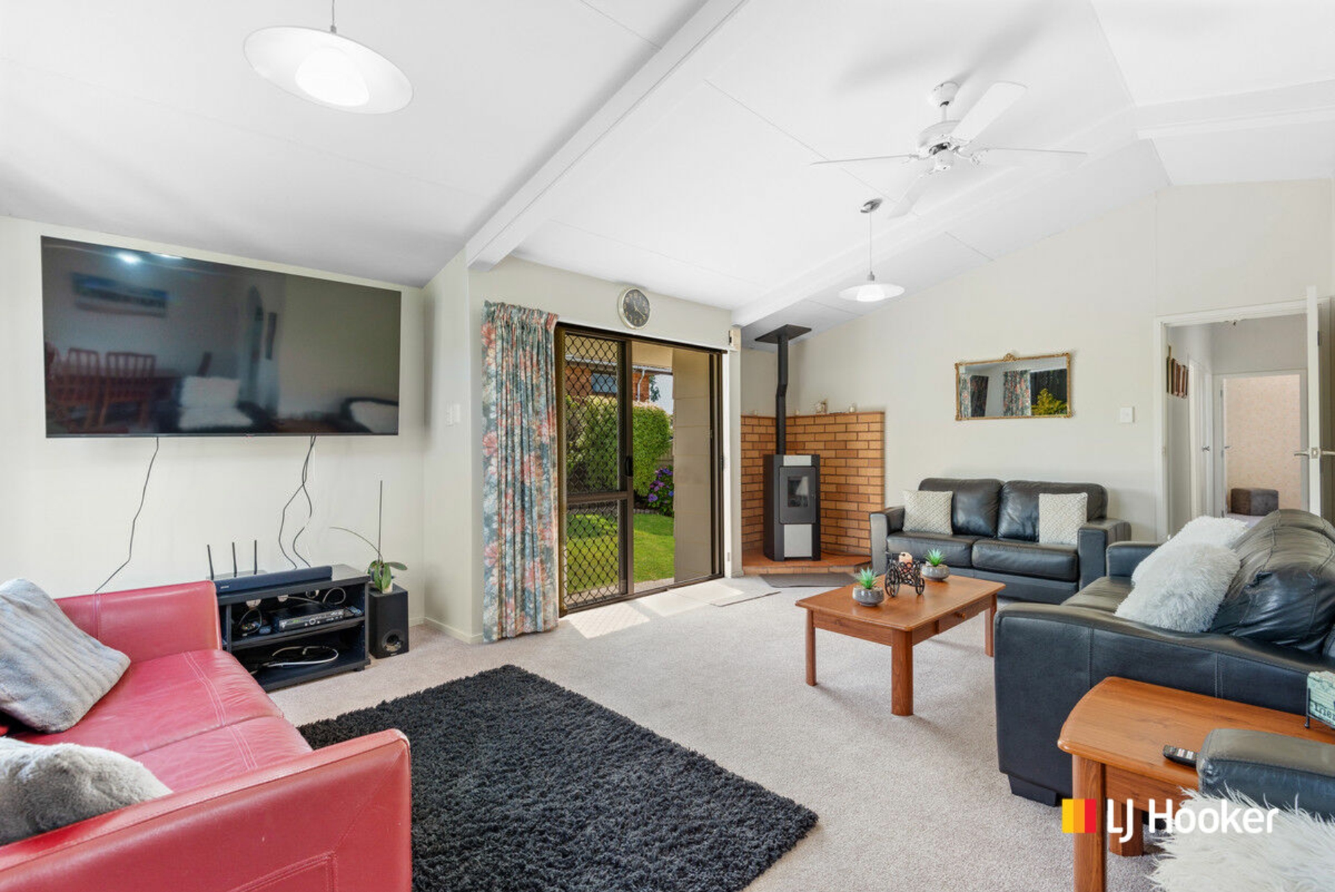 29 Estuary Crescent, FAIRFIELD