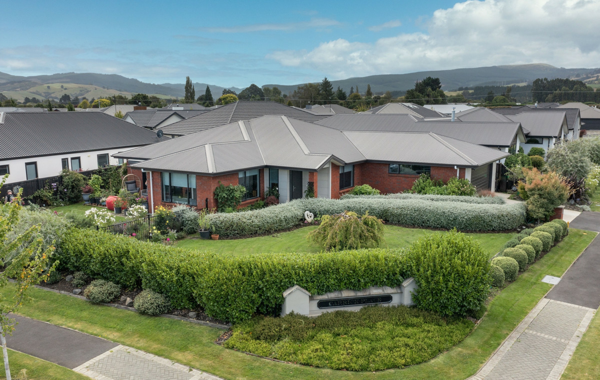 1 Carrick Place, MOSGIEL