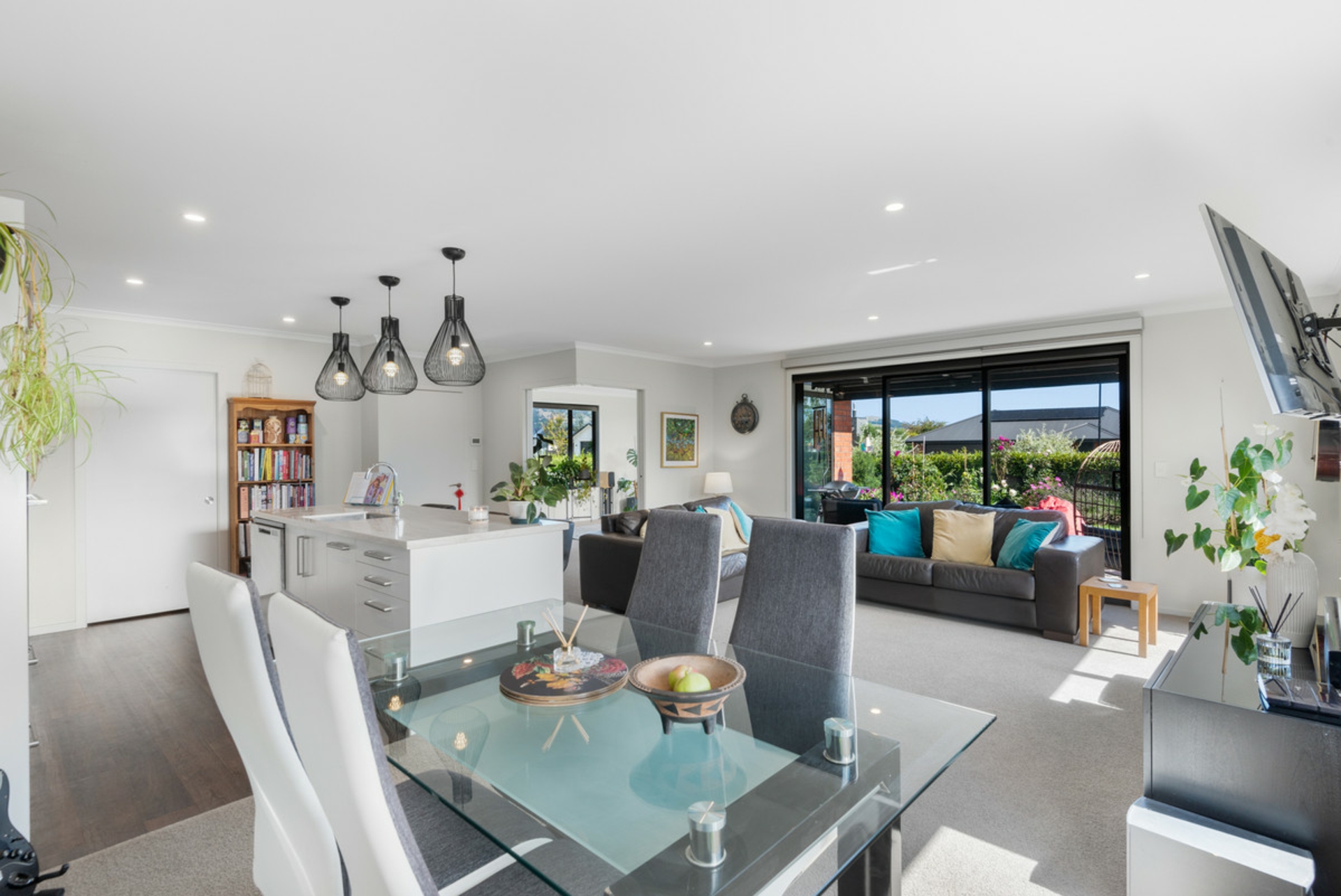 1 Carrick Place, MOSGIEL