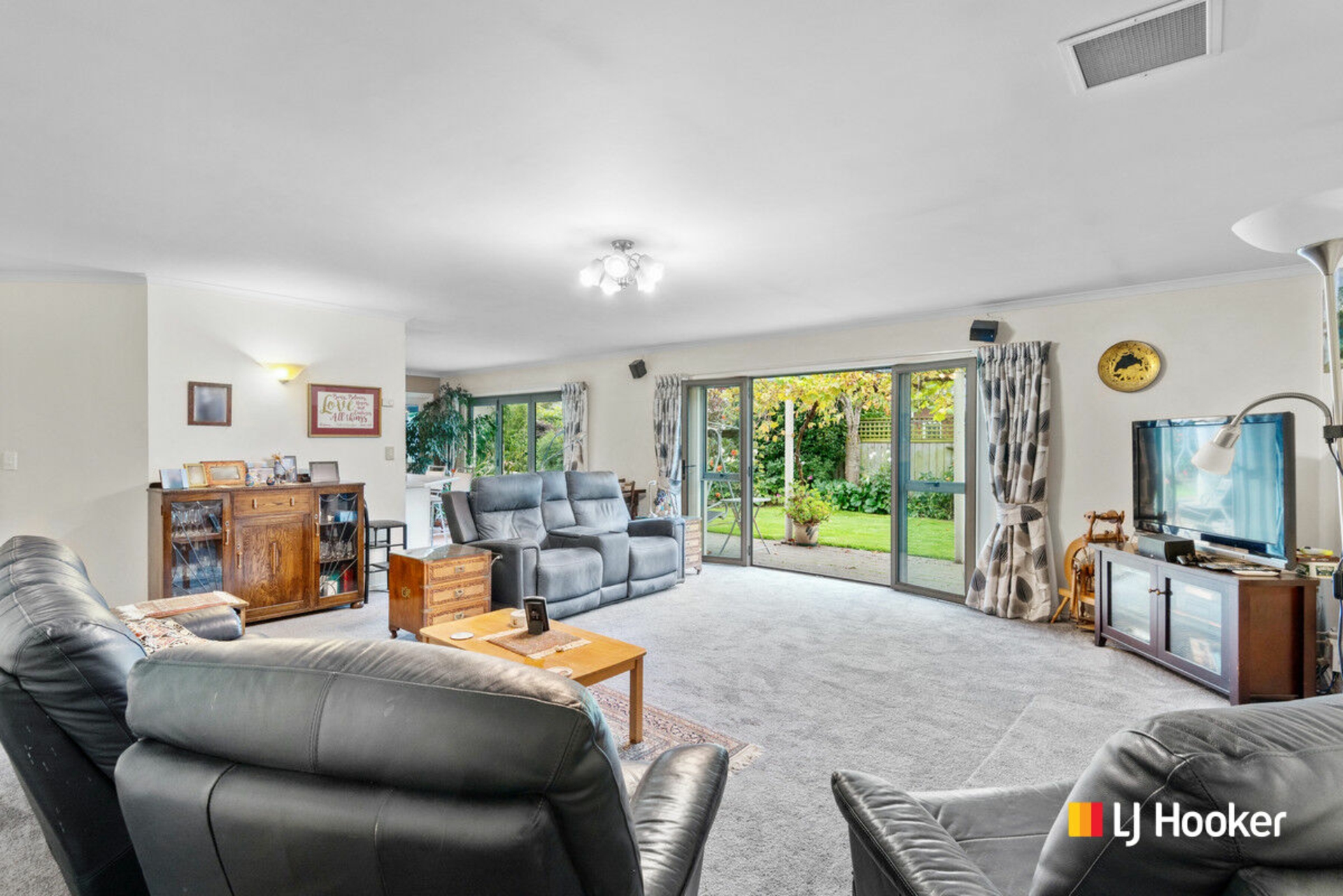 7 Glenleigh Place, MOSGIEL