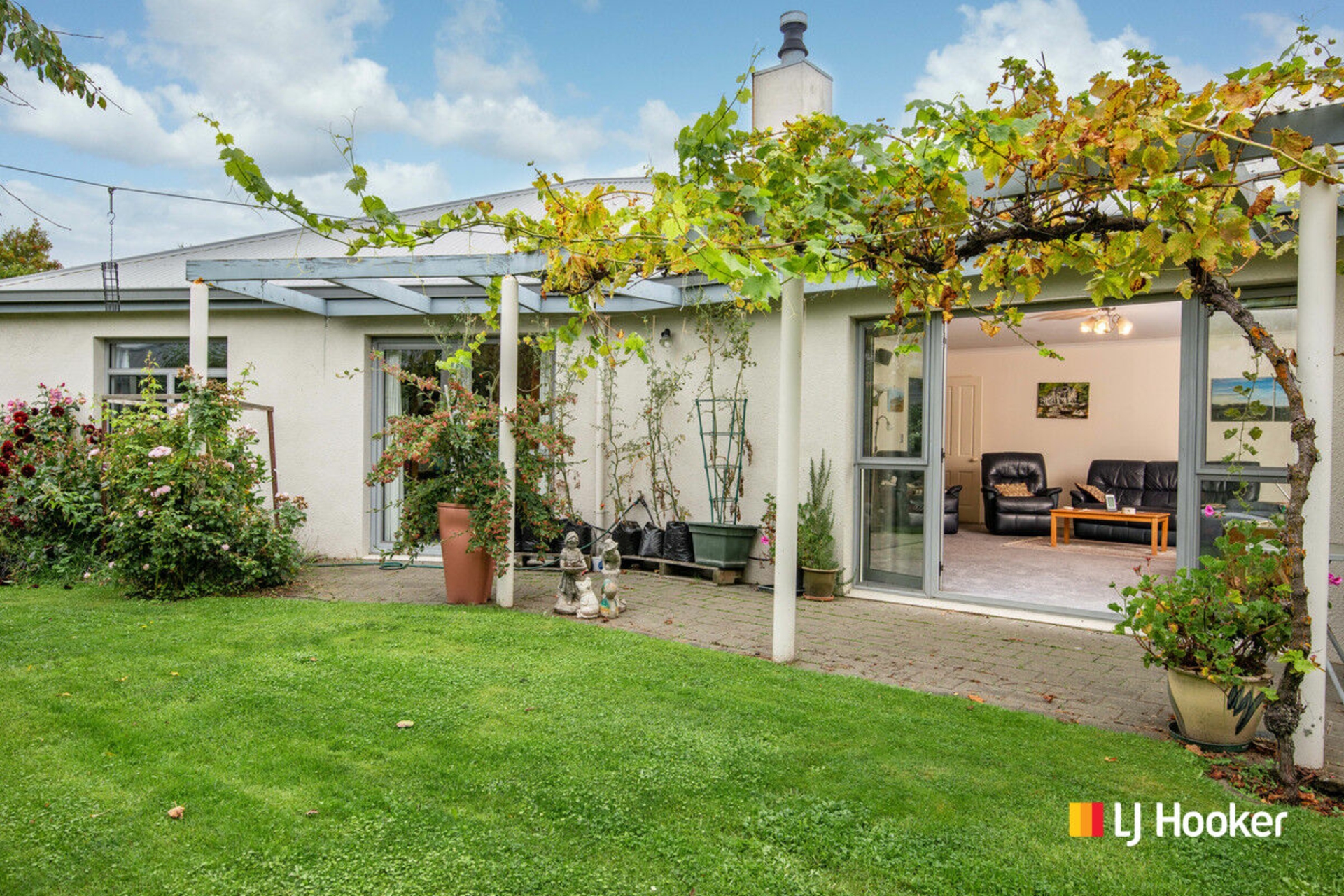 7 Glenleigh Place, MOSGIEL