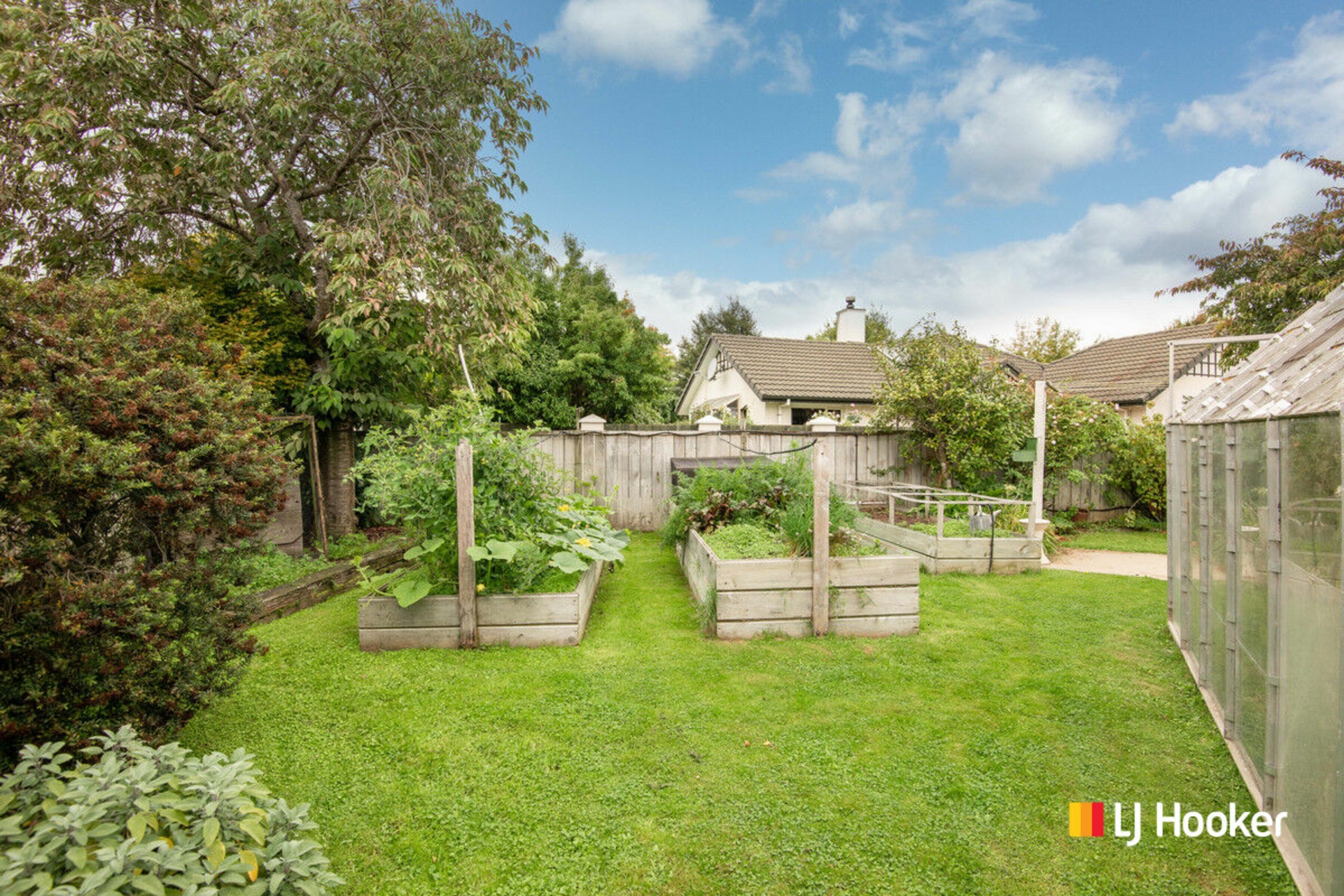 7 Glenleigh Place, MOSGIEL
