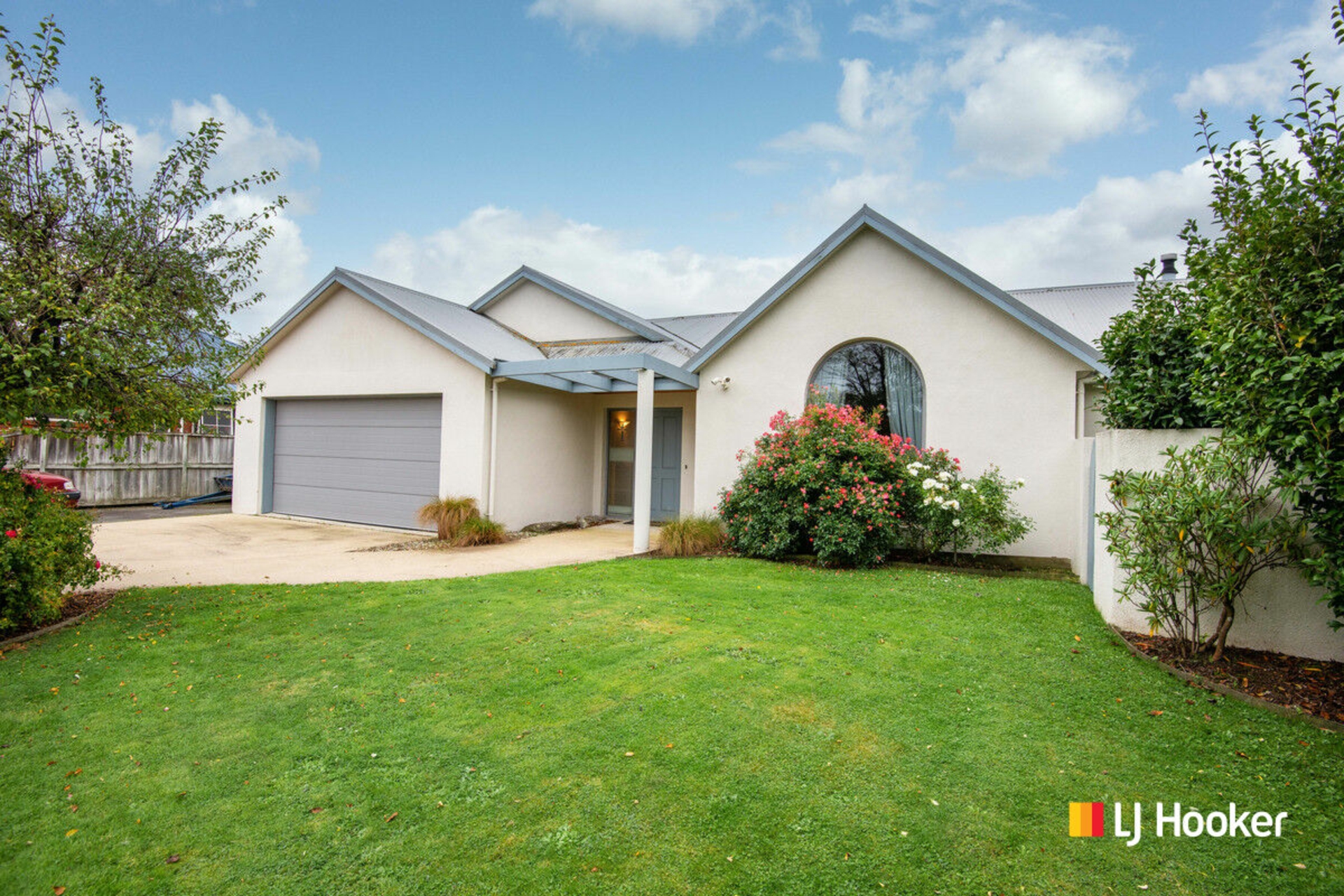 7 Glenleigh Place, MOSGIEL