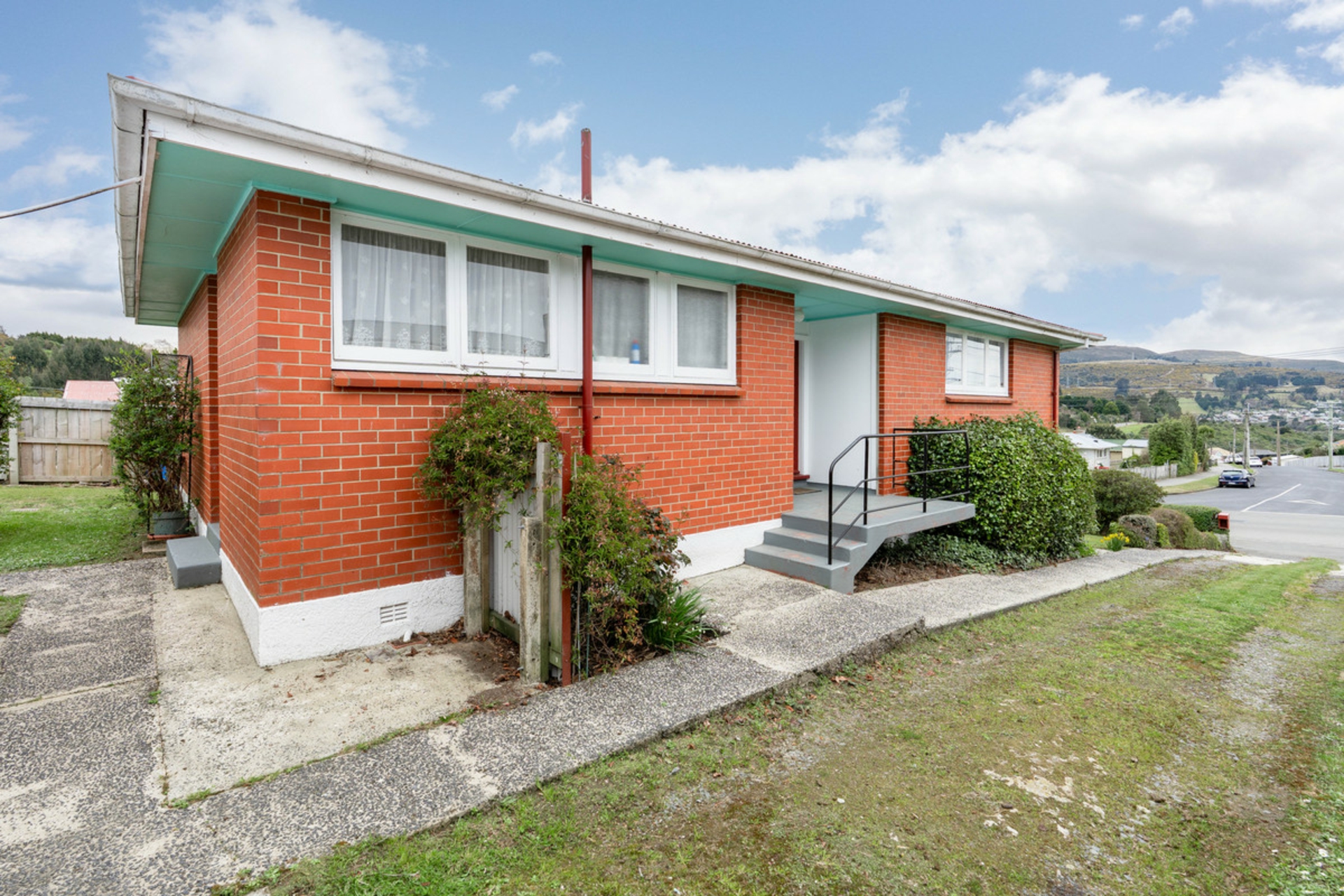 321 Brockville Road, Brockville