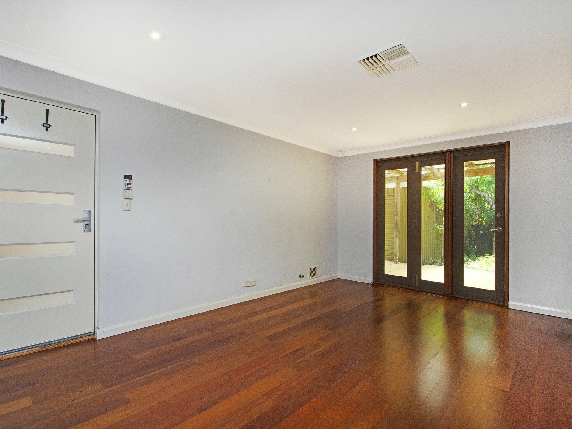 4 Hubert Street, GUILDFORD