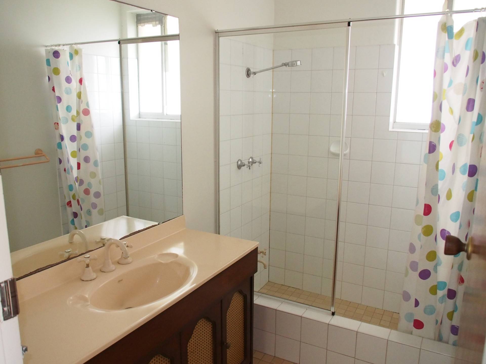 13/2 Pearl Parade, SCARBOROUGH