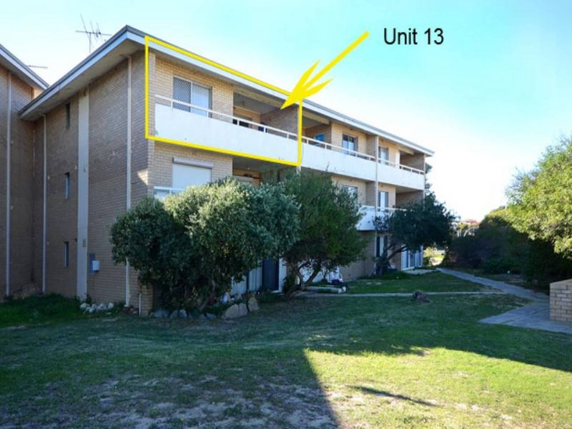 13/2 Pearl Parade, SCARBOROUGH
