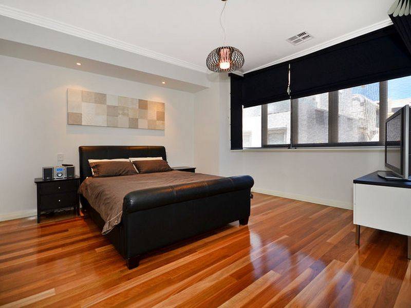8 Washing Lane, PERTH