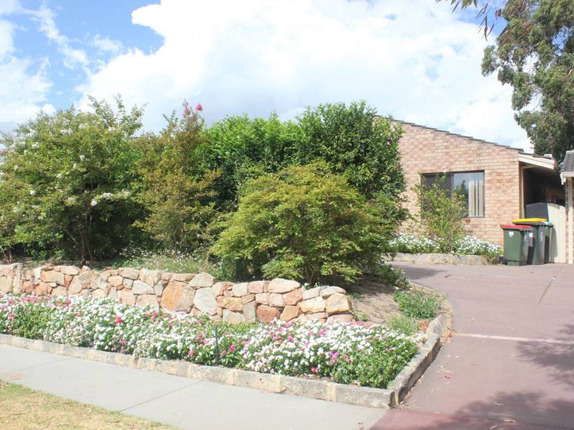 1/92 Deanmore Road, SCARBOROUGH