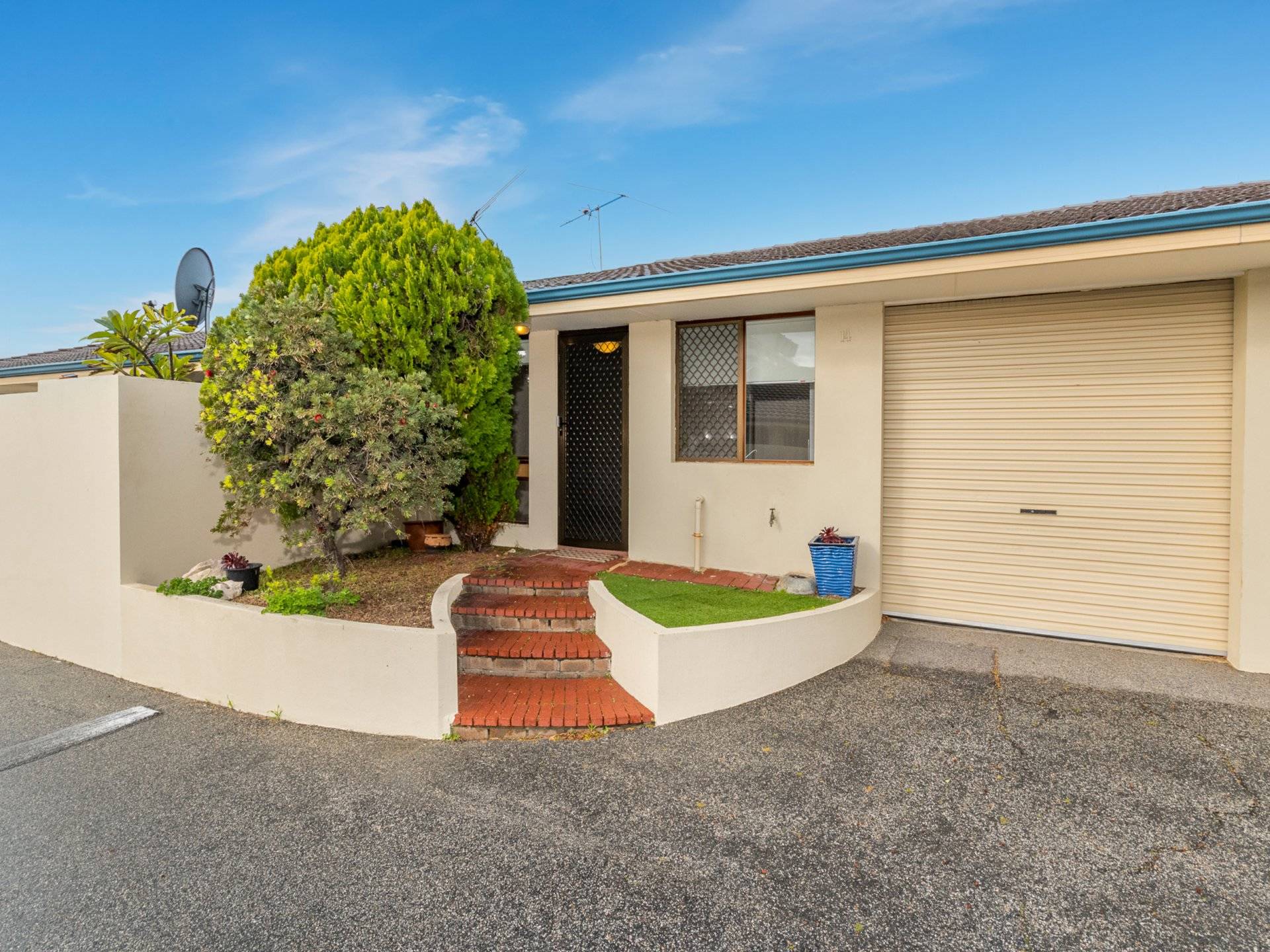 14/228 West Coast Highway, SCARBOROUGH