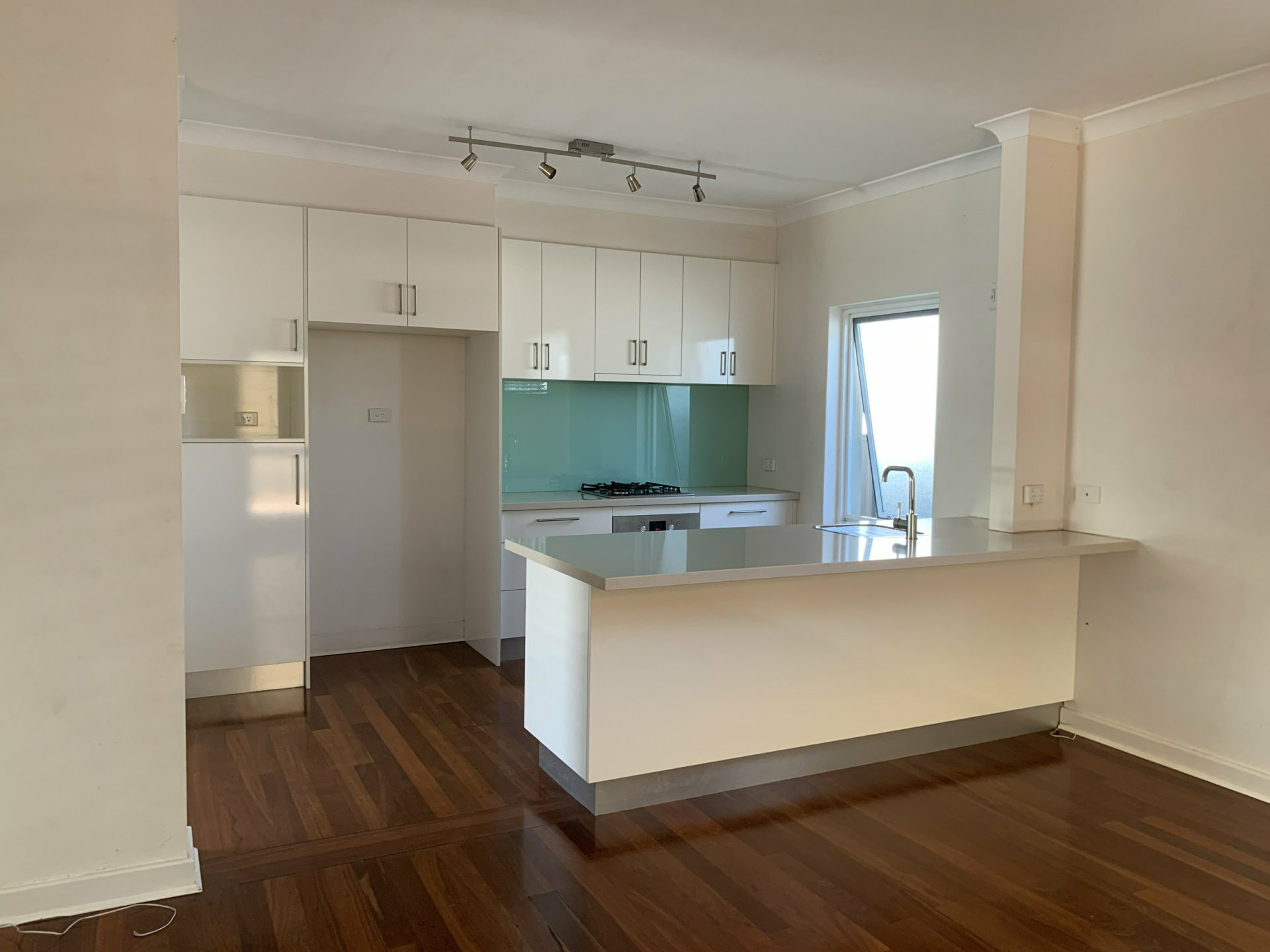 135 Flamborough, DOUBLEVIEW