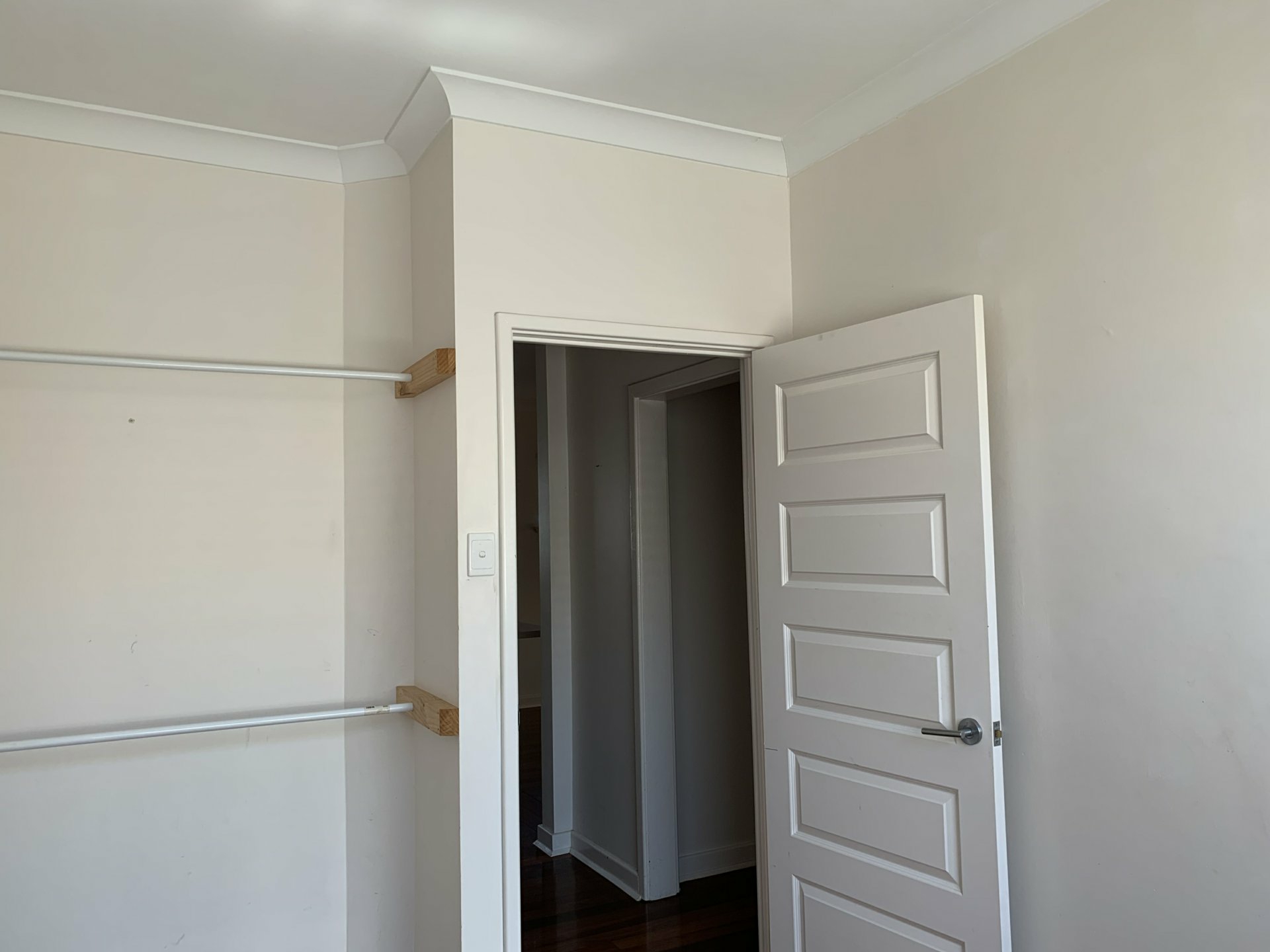 135 Flamborough, DOUBLEVIEW