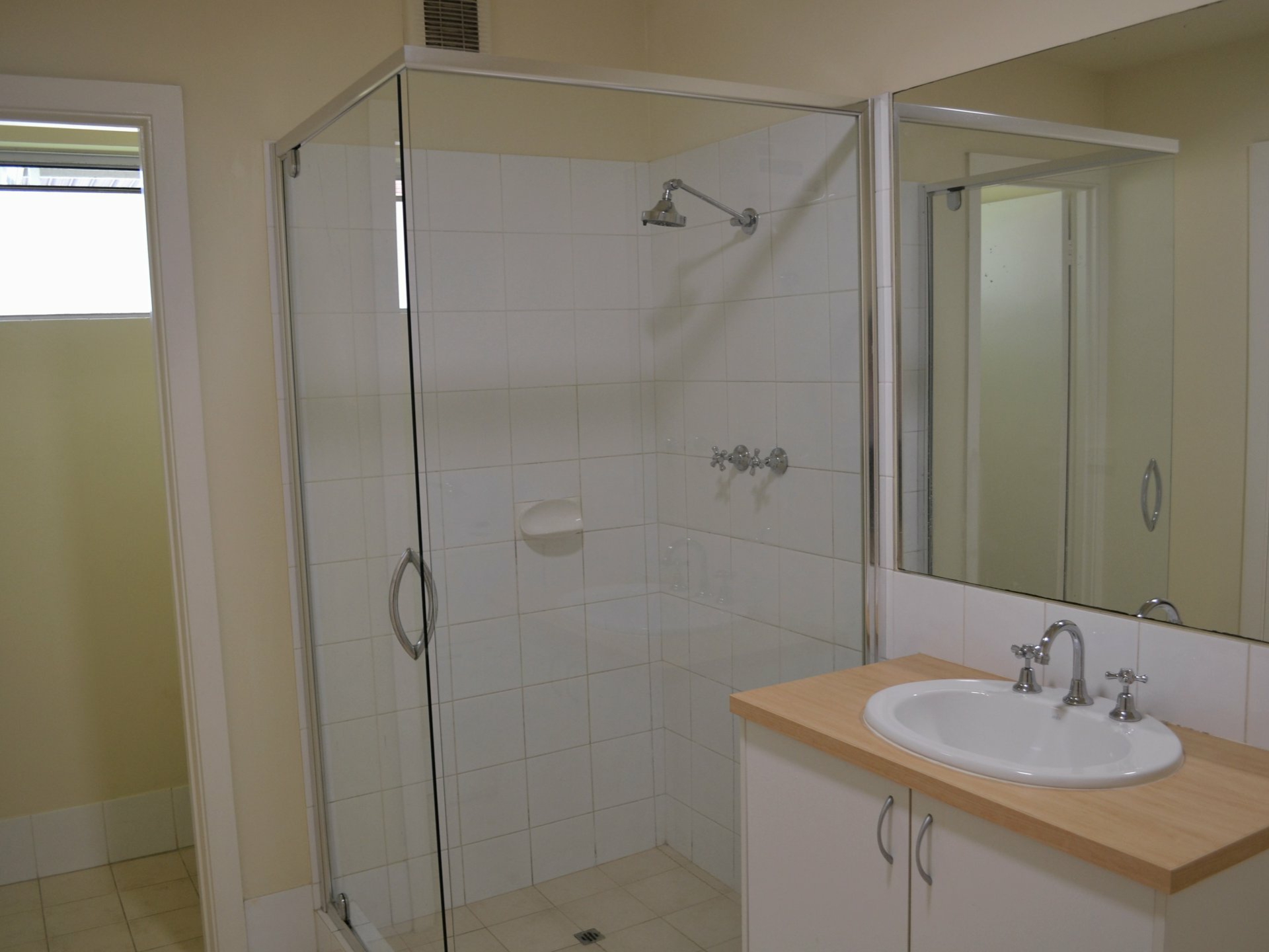 Unit 2/3 Westborough Street, SCARBOROUGH