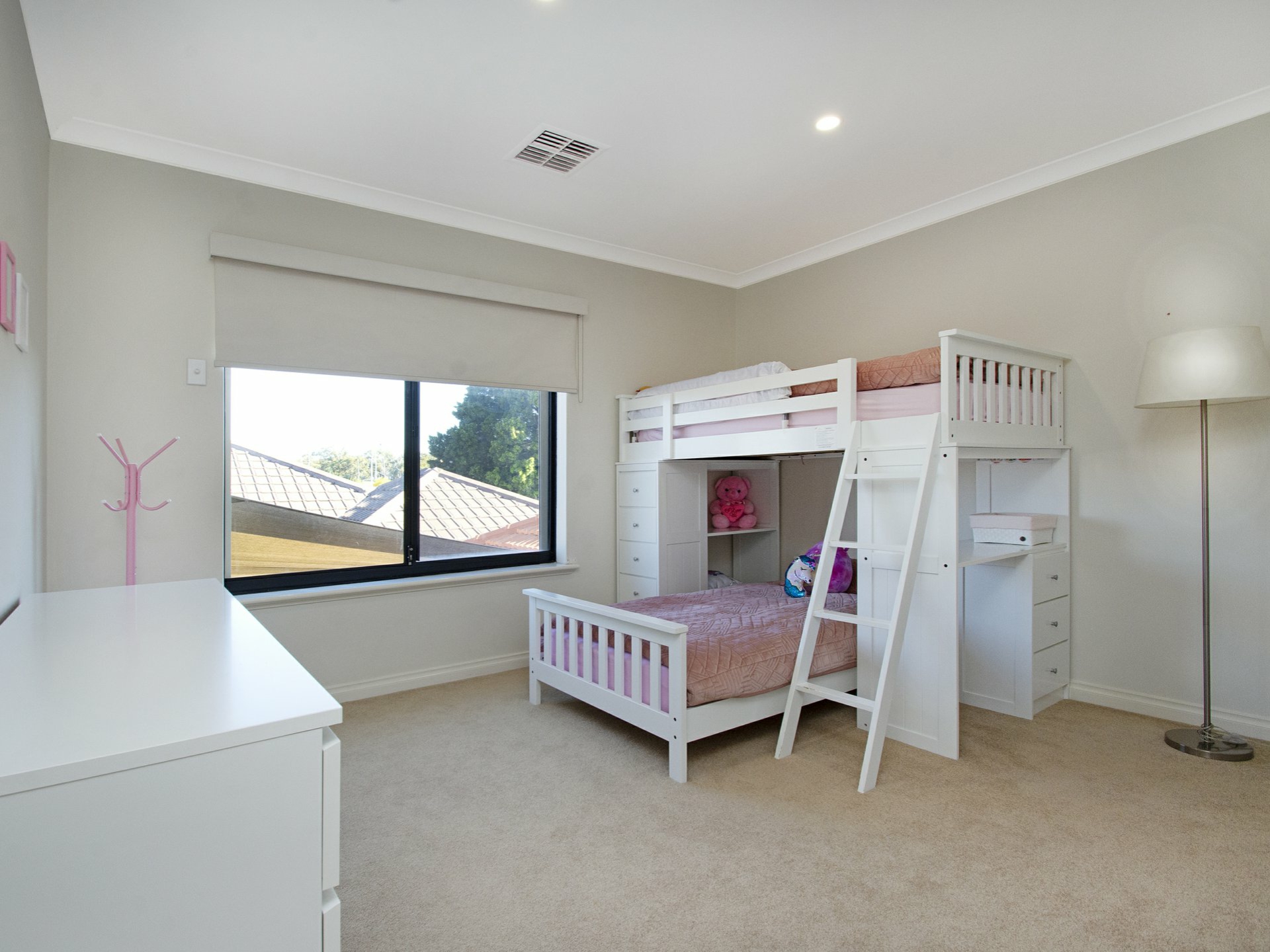 15 Skeit Road, DARCH