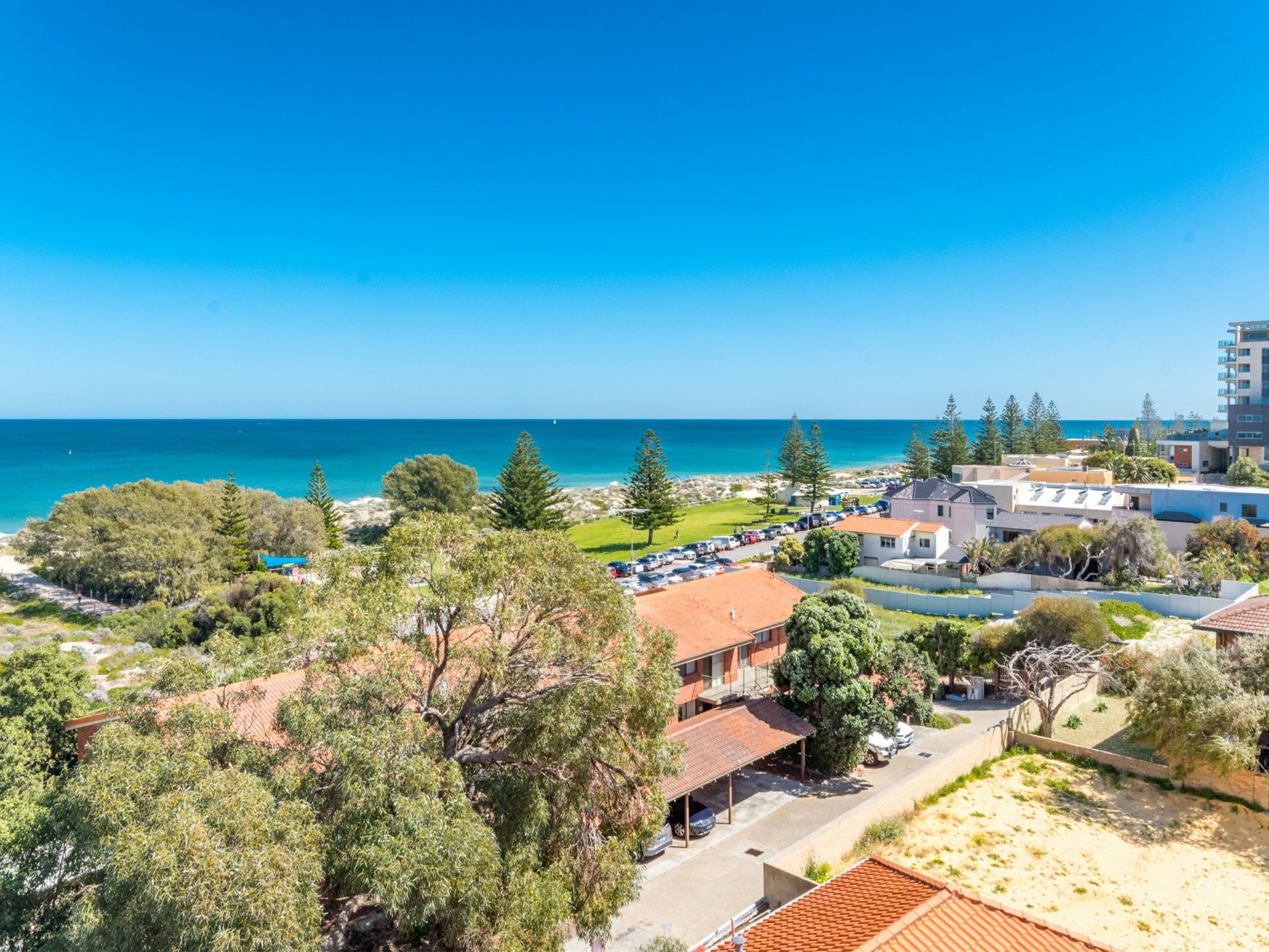 7/285 West Coast Highway, SCARBOROUGH
