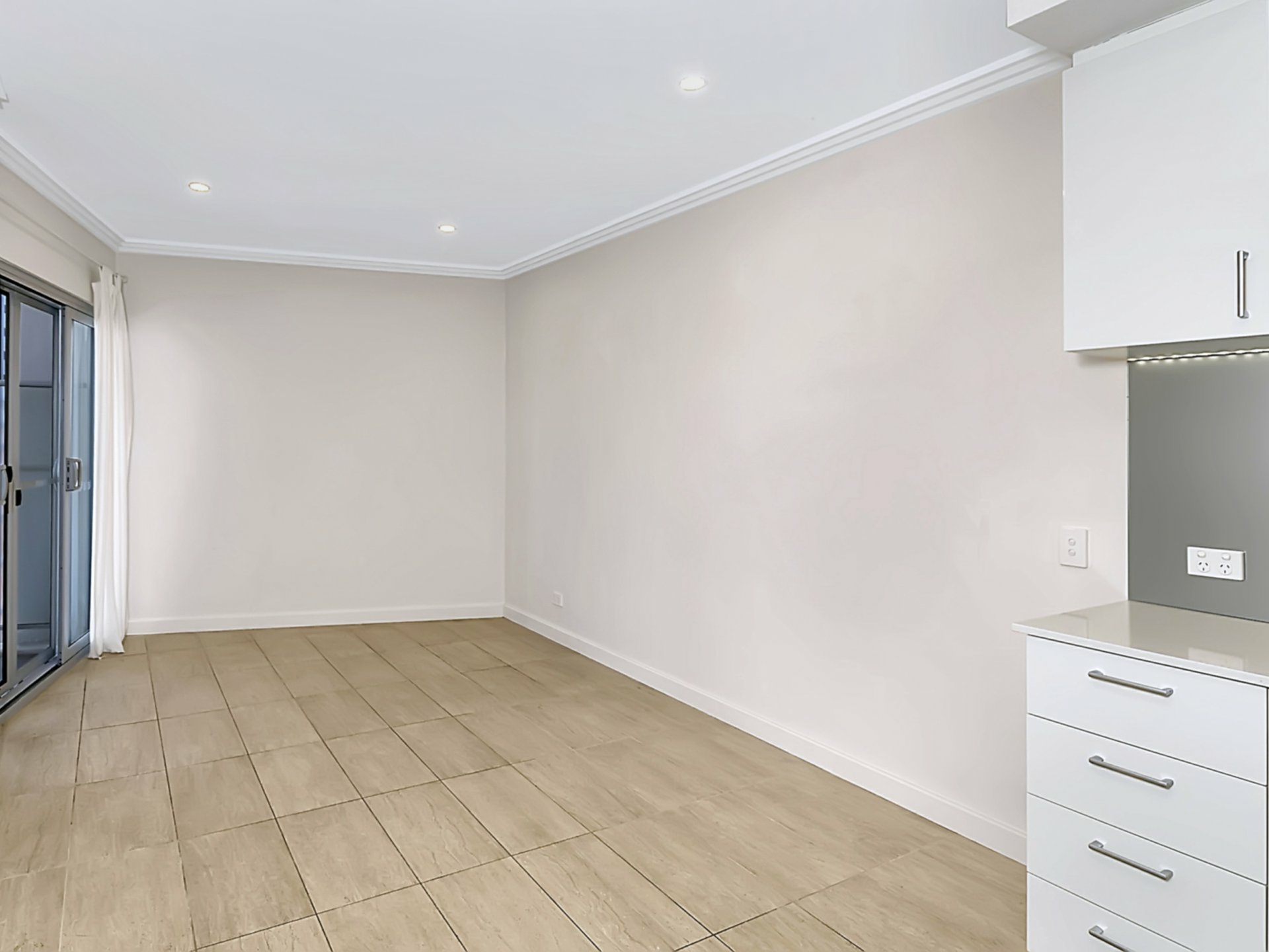 7/285 West Coast Highway, SCARBOROUGH