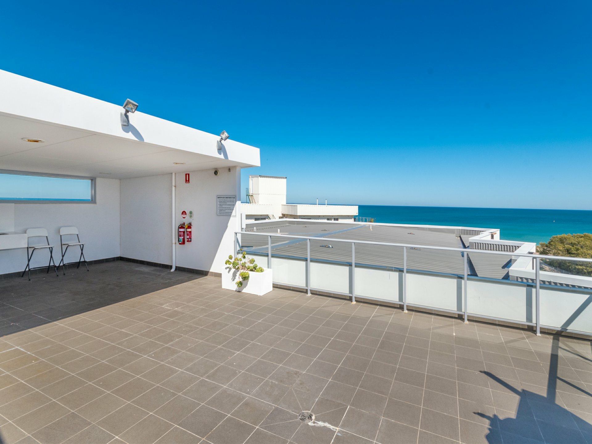 7/285 West Coast Highway, SCARBOROUGH