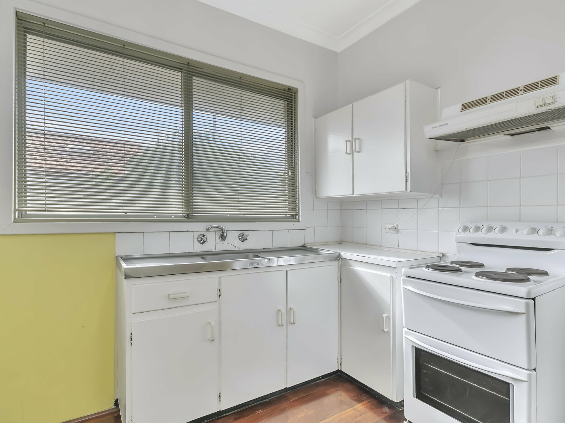 24 Burroughs Street, KARRINYUP