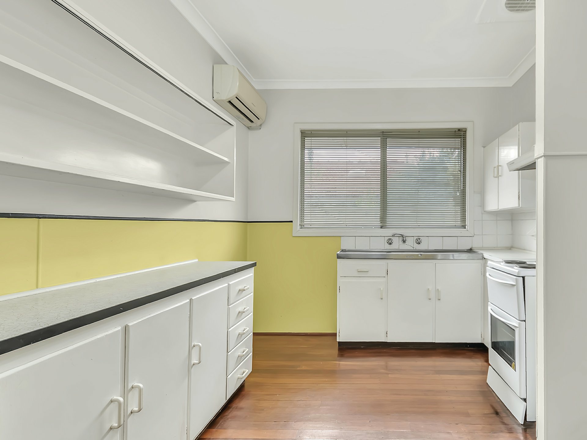 24 Burroughs Street, KARRINYUP