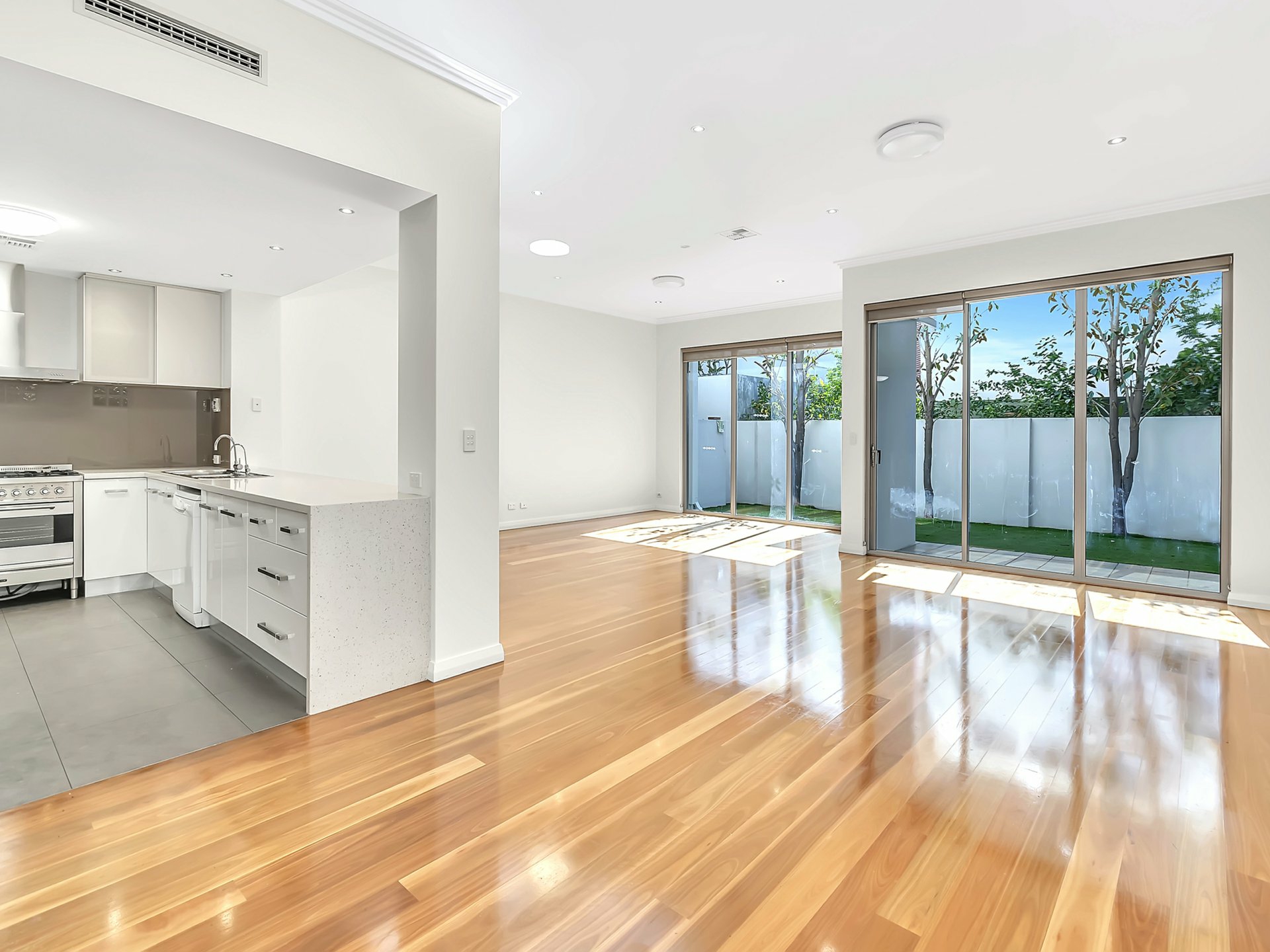6 Washing Lane, PERTH