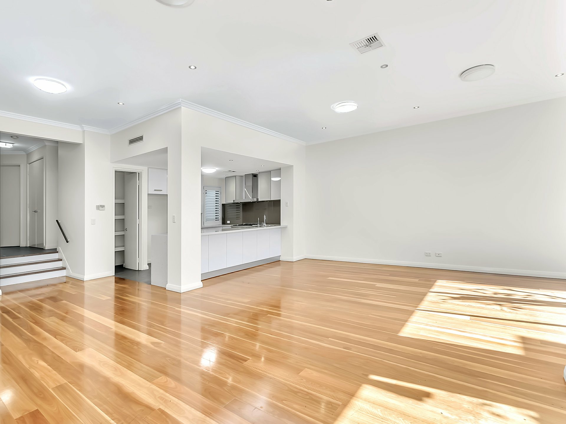 6 Washing Lane, PERTH
