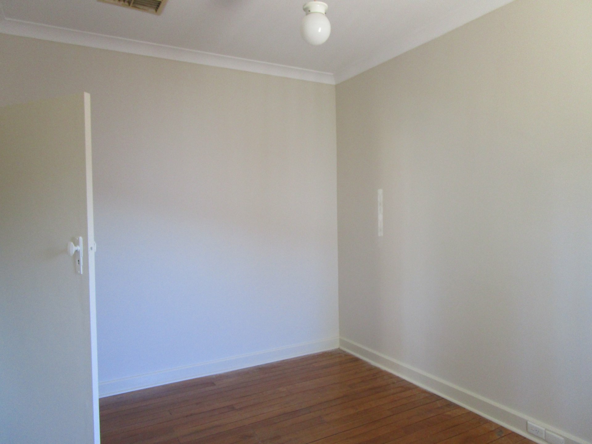211 Burniston Street, SCARBOROUGH