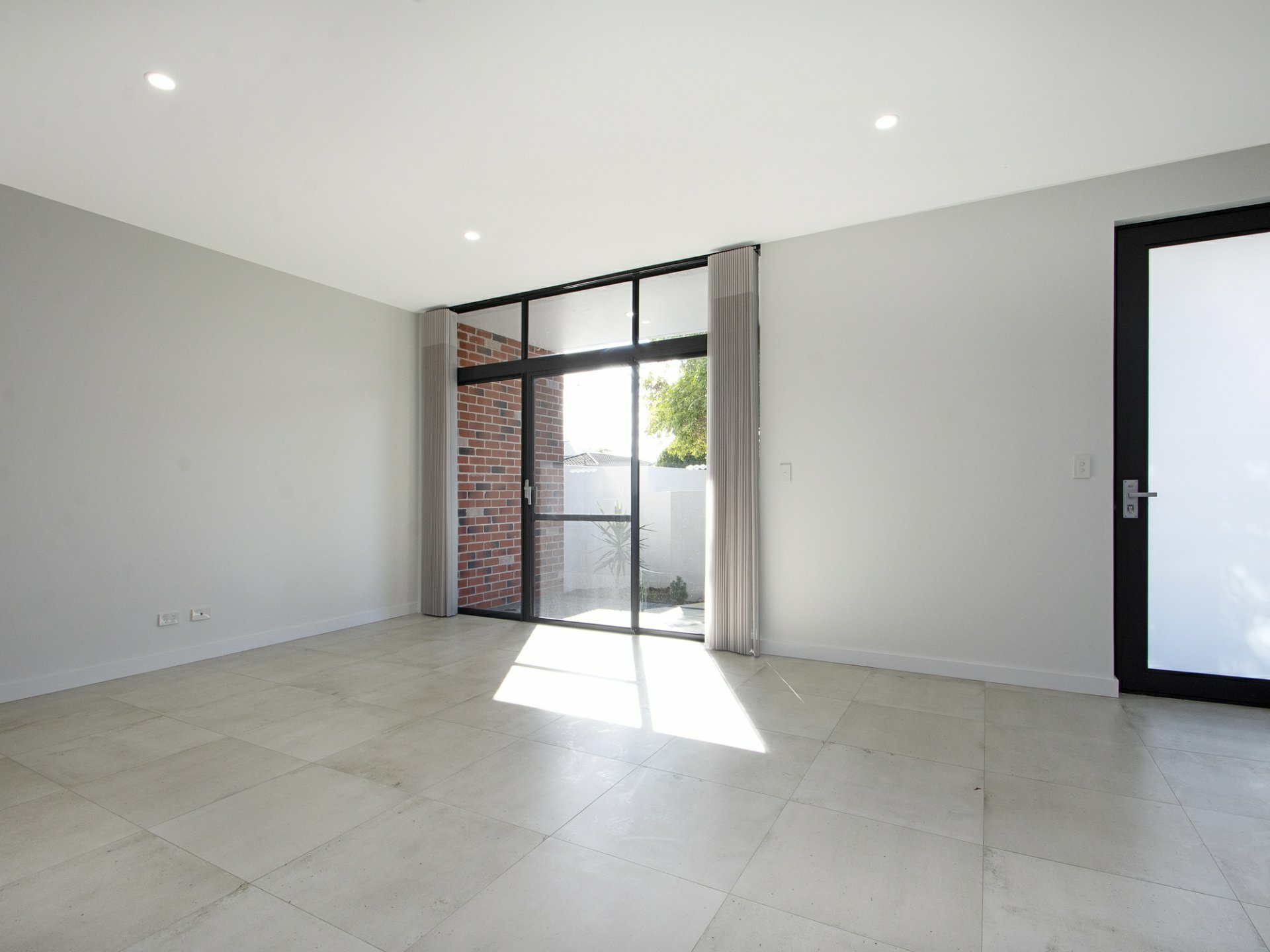1/132 Gladstone Road, RIVERVALE
