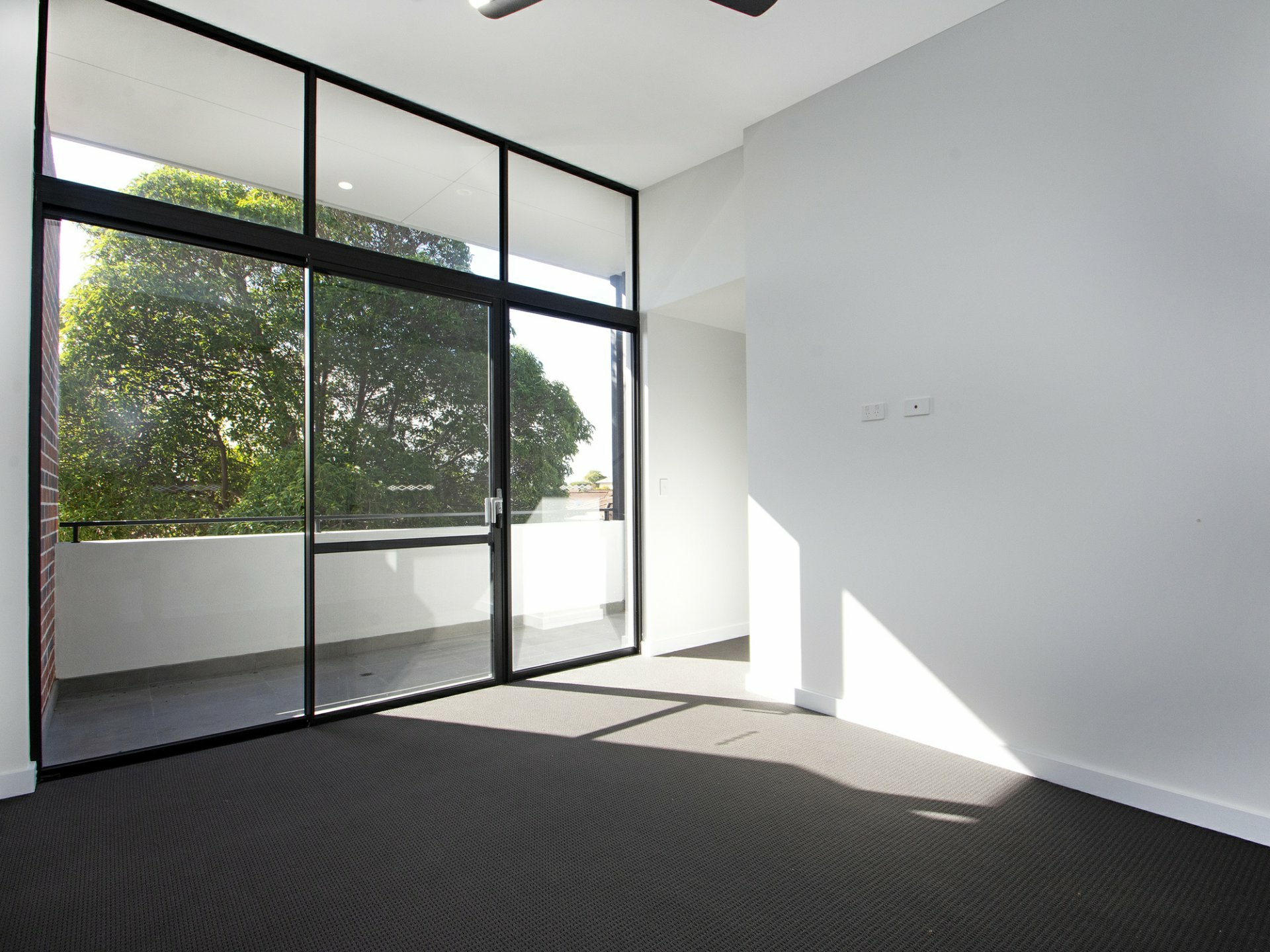 1/132 Gladstone Road, RIVERVALE
