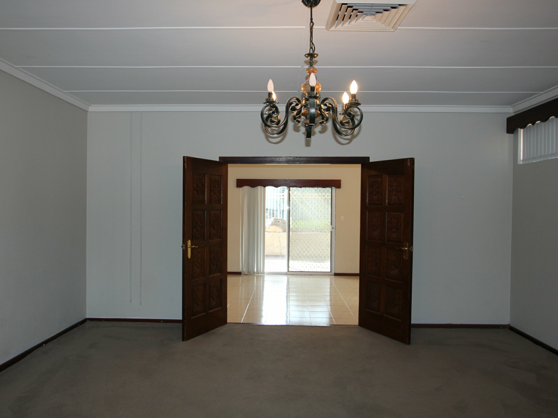 23 Burroughs Road — photo 8 of 19