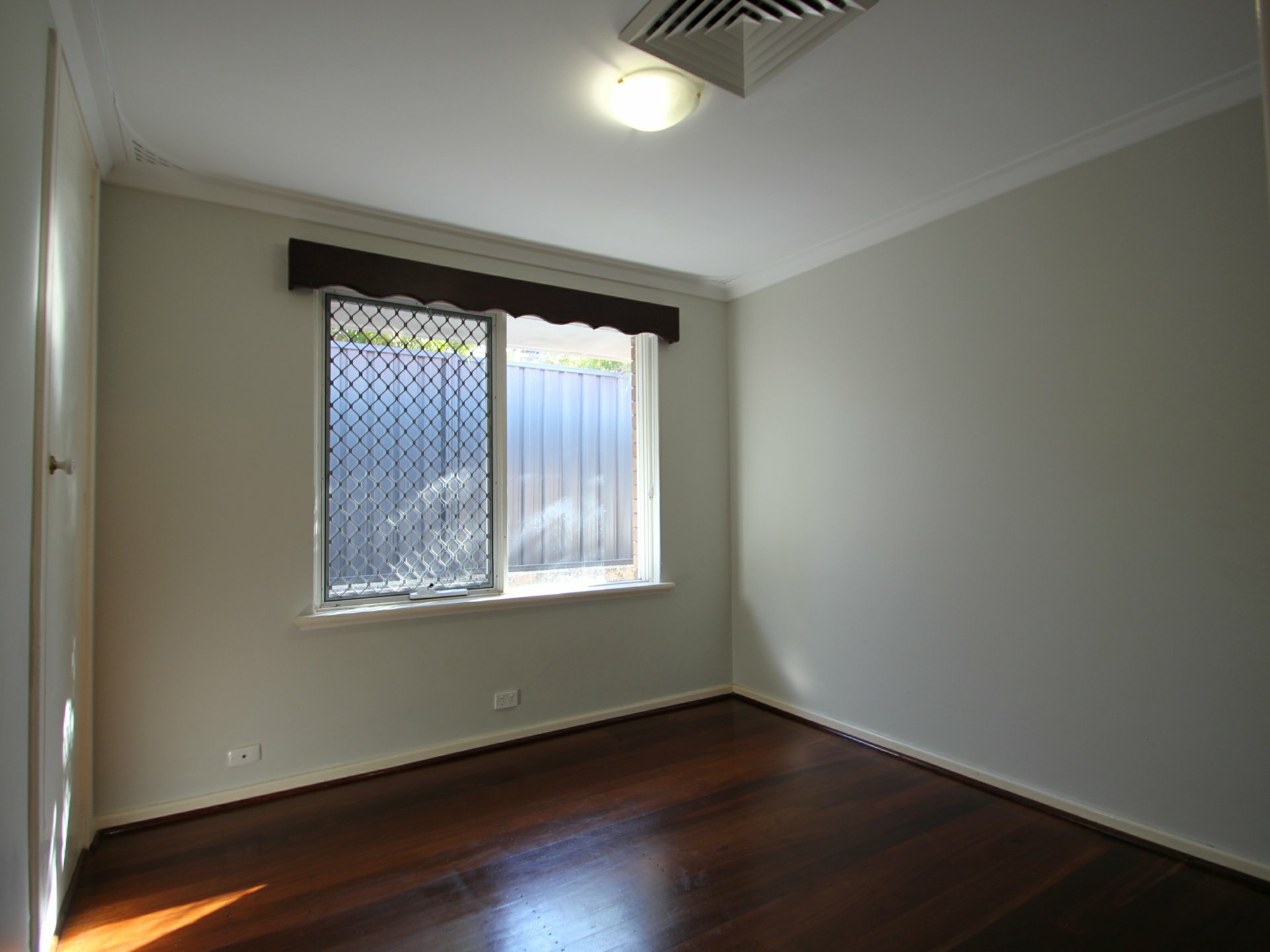 23 Burroughs Road — photo 12 of 19