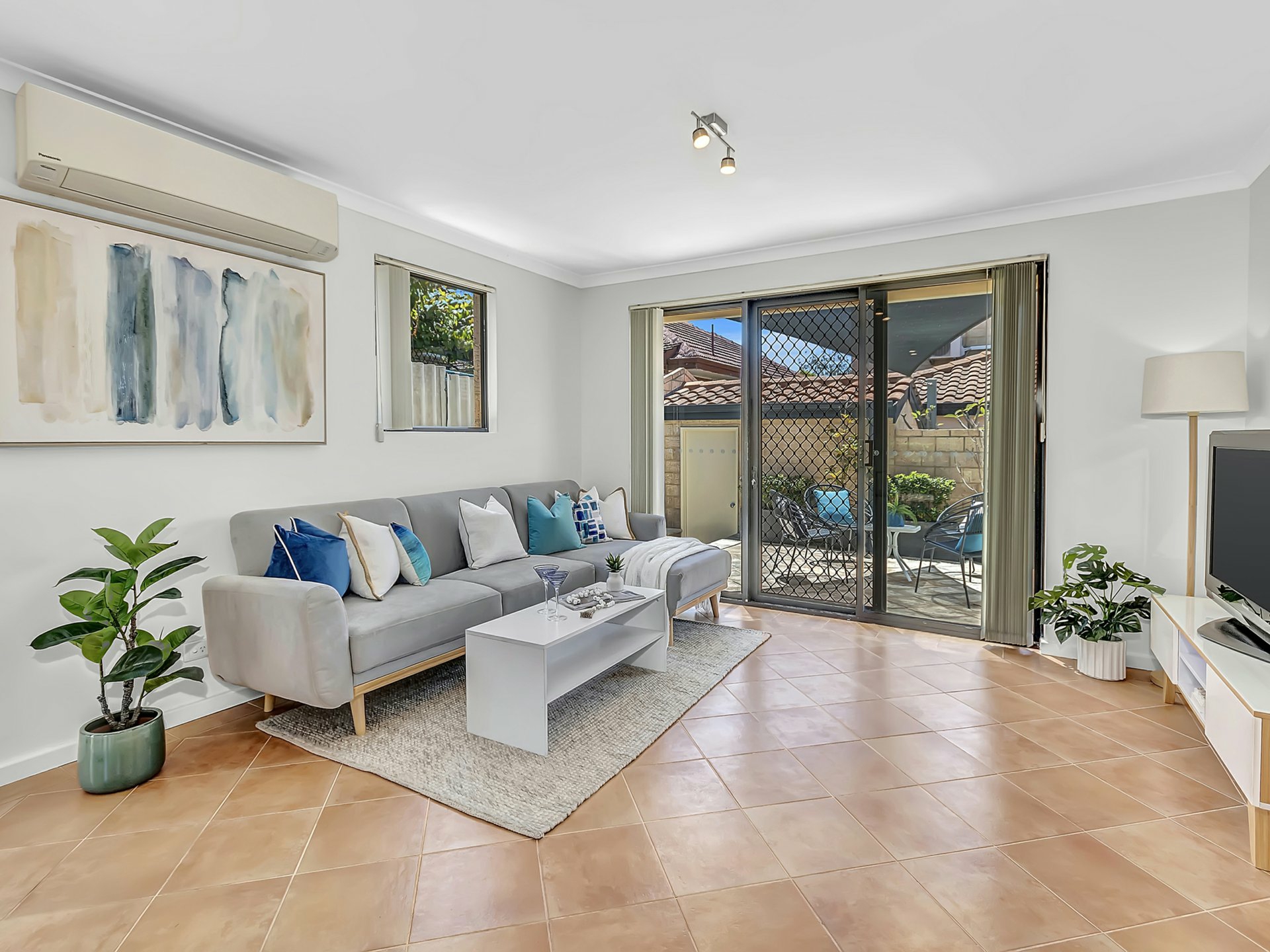 47b Brighton Rd — photo 4 of 30