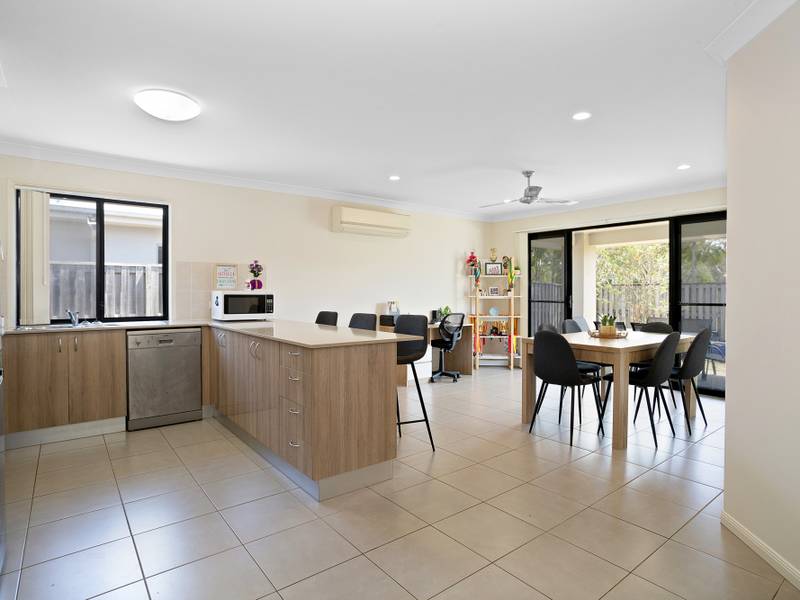 57 Scarborough Circuit, BLACKS BEACH