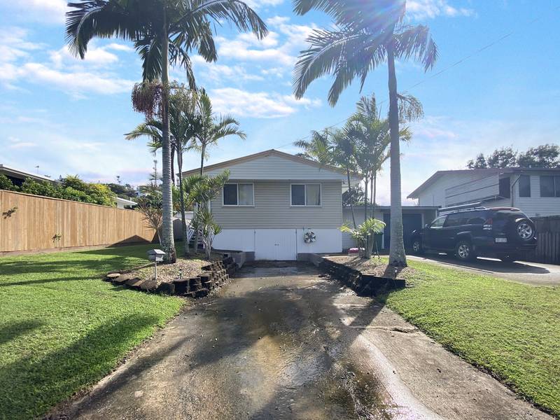 16 Burston Street North Mackay QLD