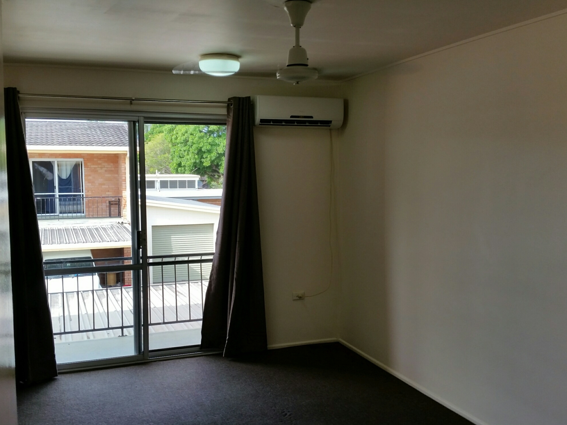 8/11 Porter Street, MACKAY