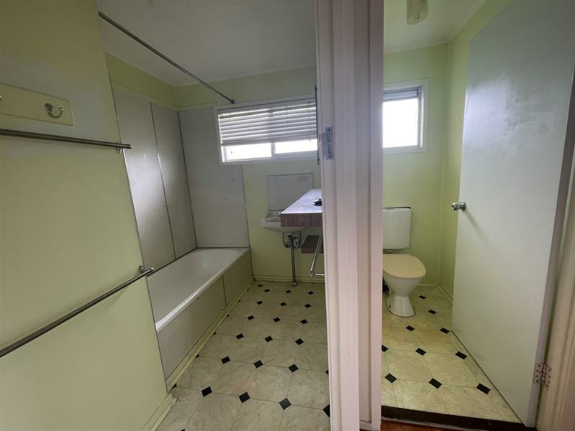 2 Armstrong Cres, Dysart