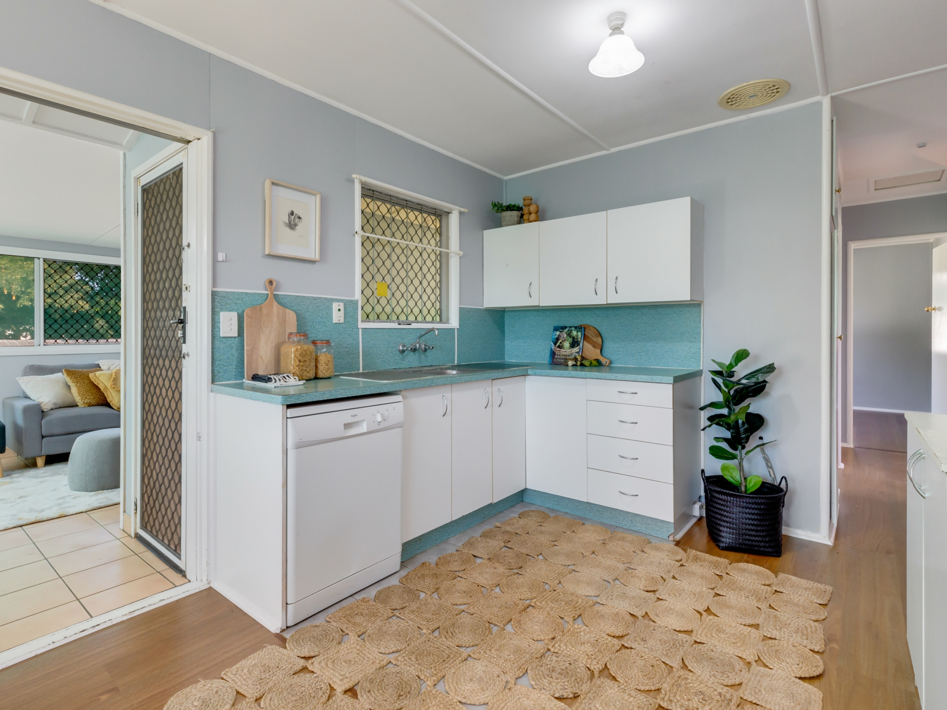 21 Magpie Street, SLADE POINT