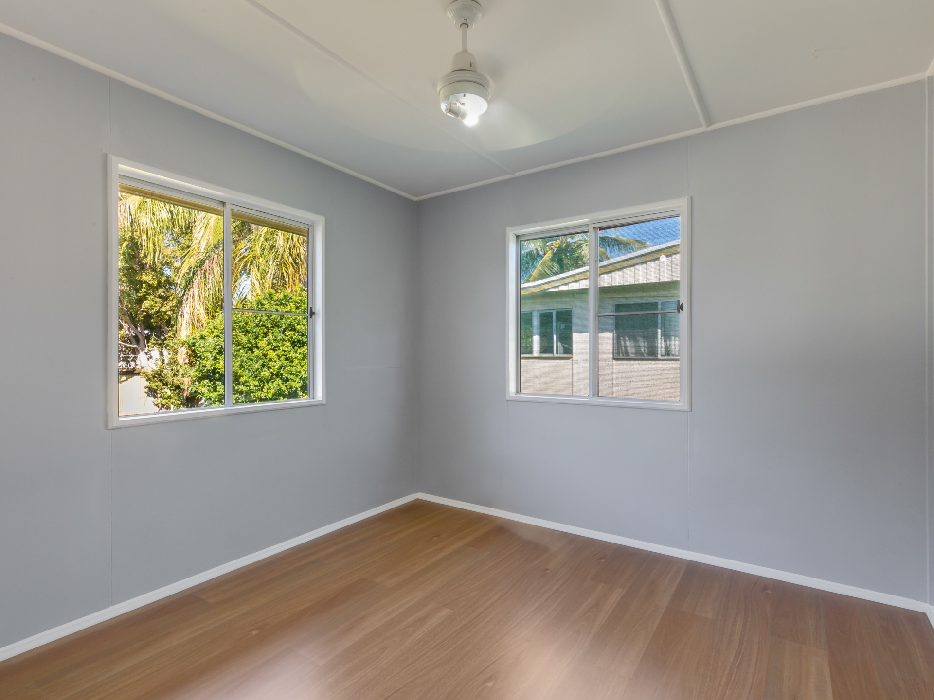 21 Magpie Street, SLADE POINT