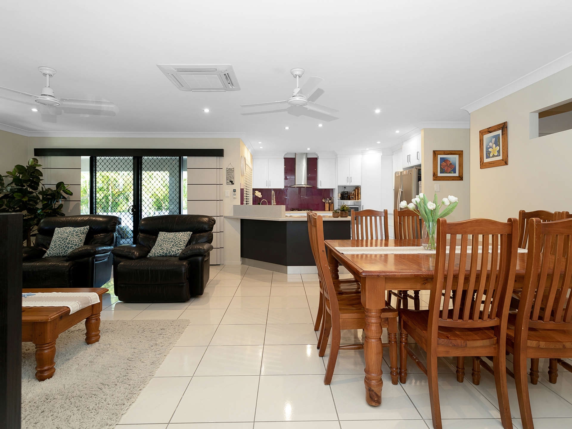 18 Brooksfield Drive, SARINA BEACH