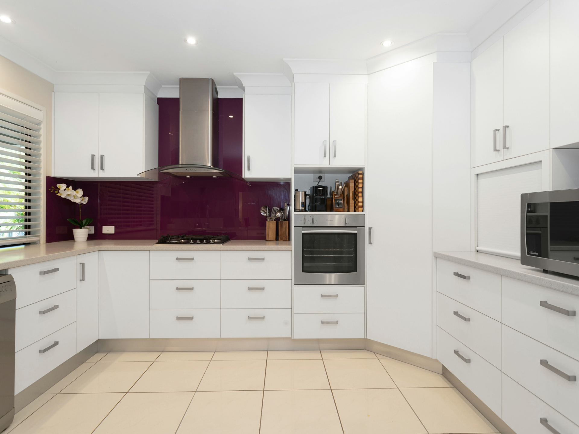 18 Brooksfield Drive, SARINA BEACH