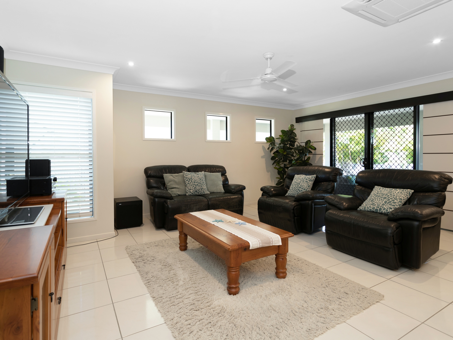 18 Brooksfield Drive, SARINA BEACH
