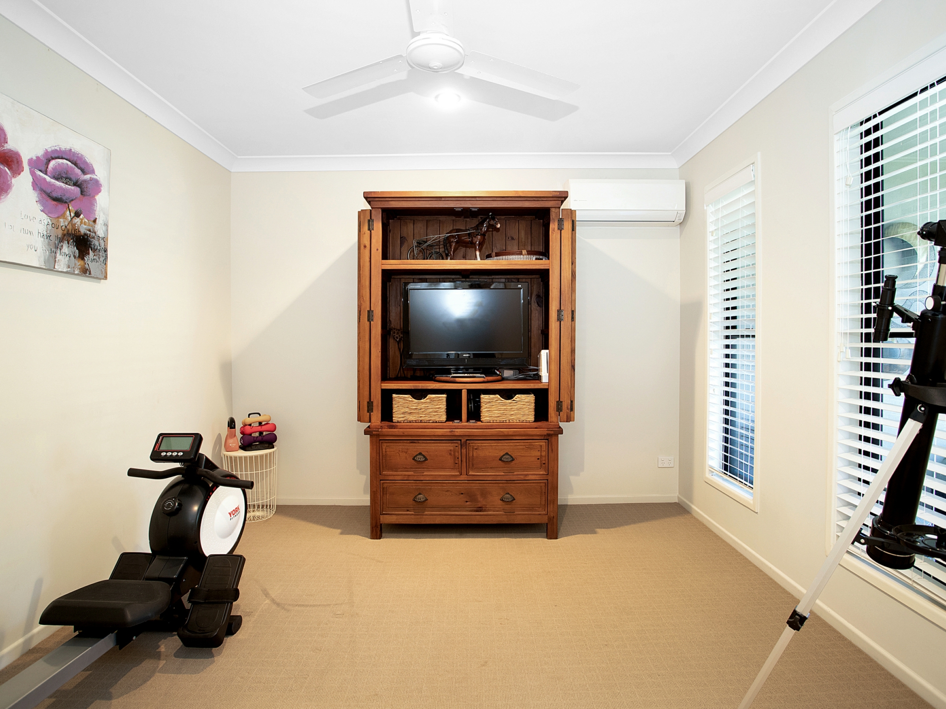 18 Brooksfield Drive, SARINA BEACH