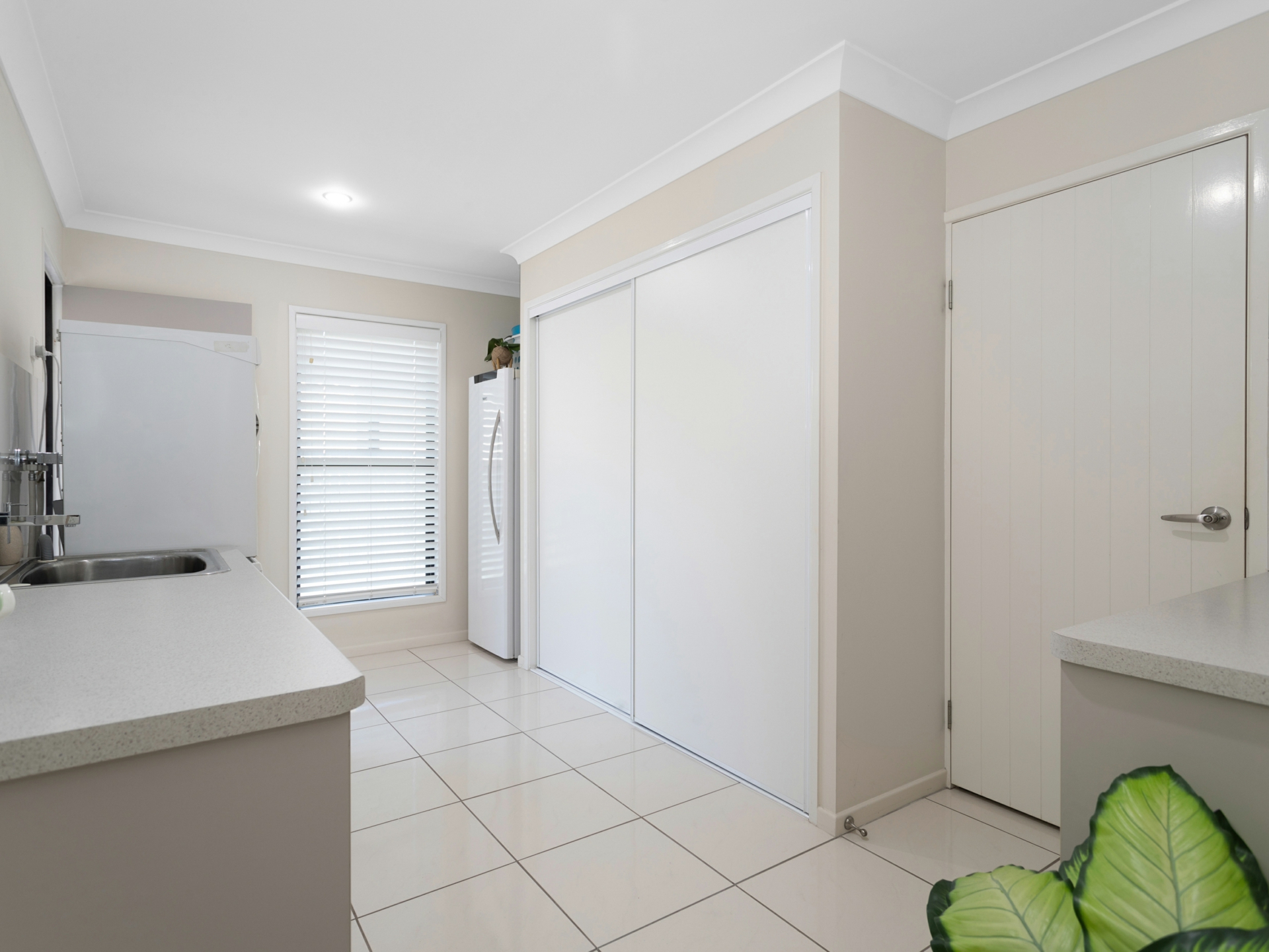 18 Brooksfield Drive, SARINA BEACH