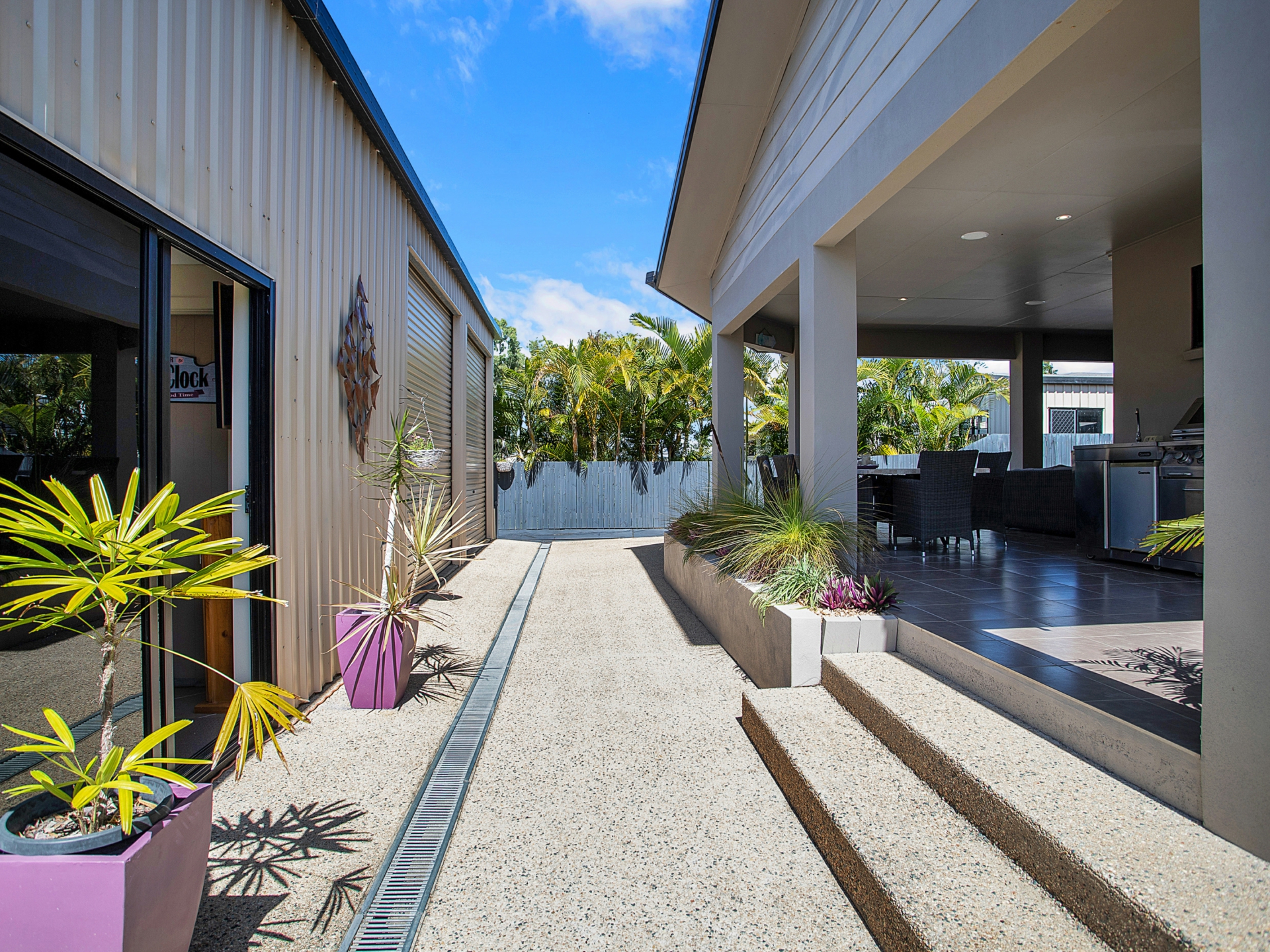 18 Brooksfield Drive, SARINA BEACH