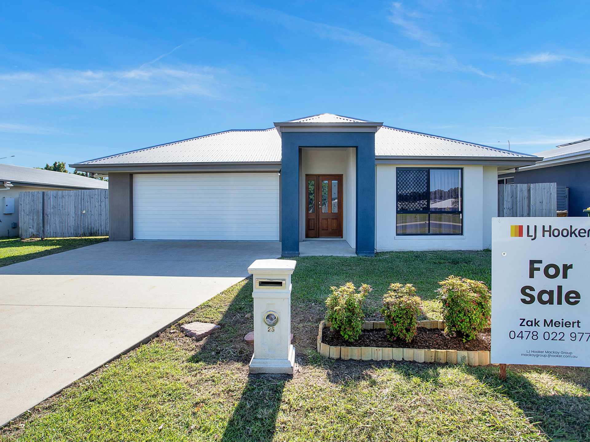 25 Phoenix Crescent, RURAL VIEW