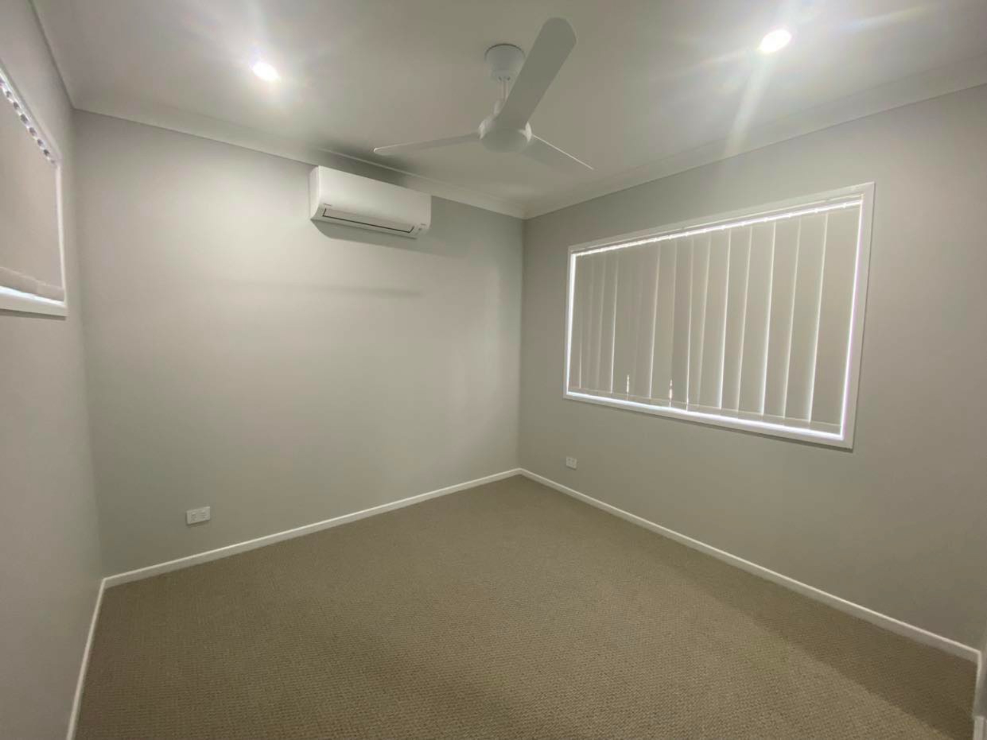2/10 Kate Street, MACKAY