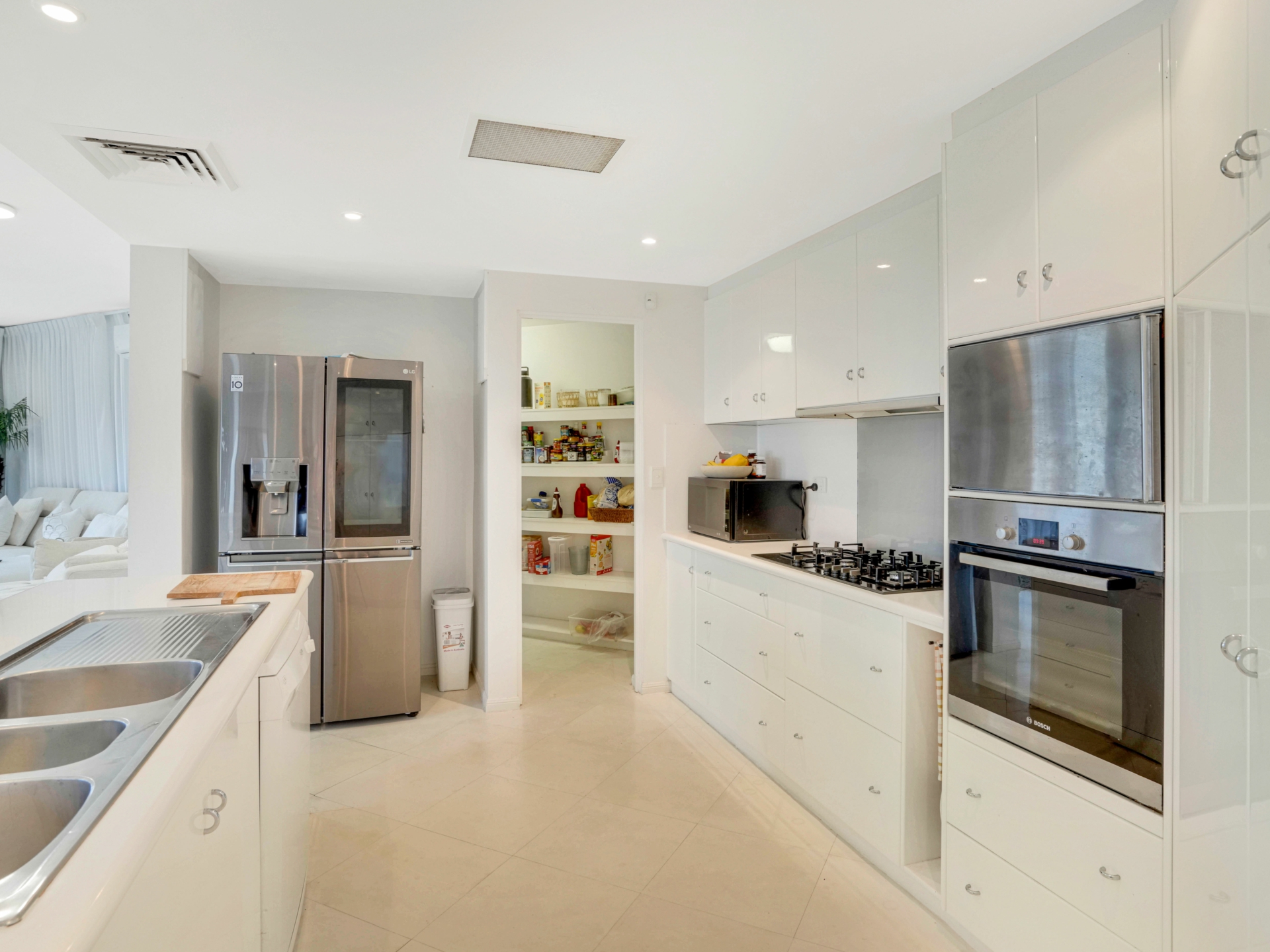 17 Sunrise Place, BLACKS BEACH