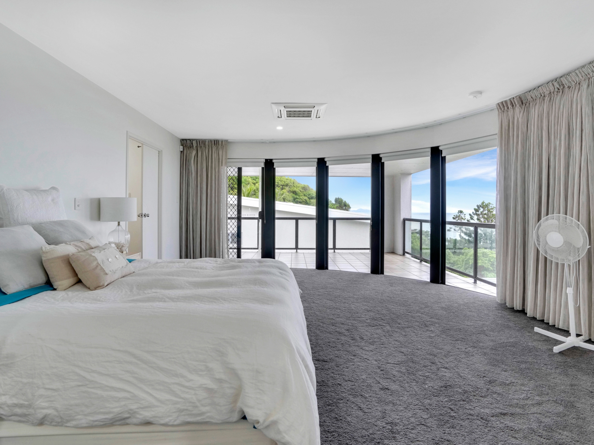 17 Sunrise Place, BLACKS BEACH